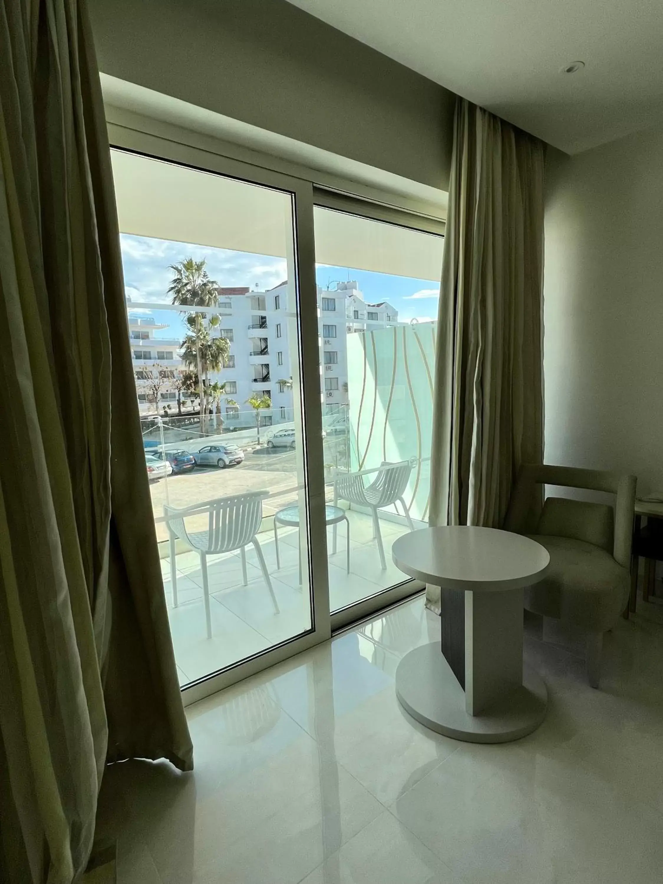 Standard Double or Twin Room with Inland View in Constantinos the Great Beach Hotel Standard Double or Twin Room with Inland View in Constantinos the Great Beach Hotel