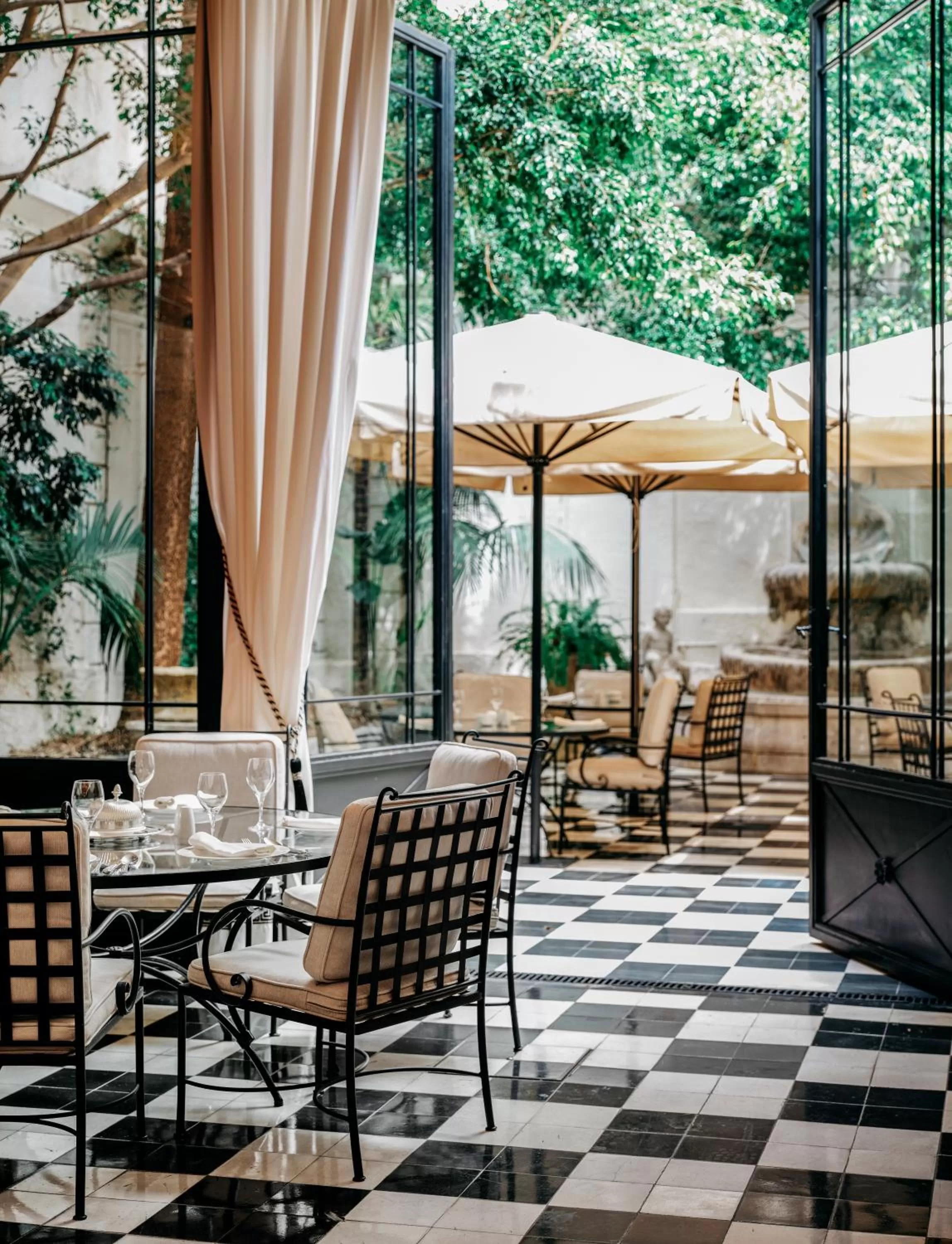 Breakfast in Hotel El Palace Barcelona