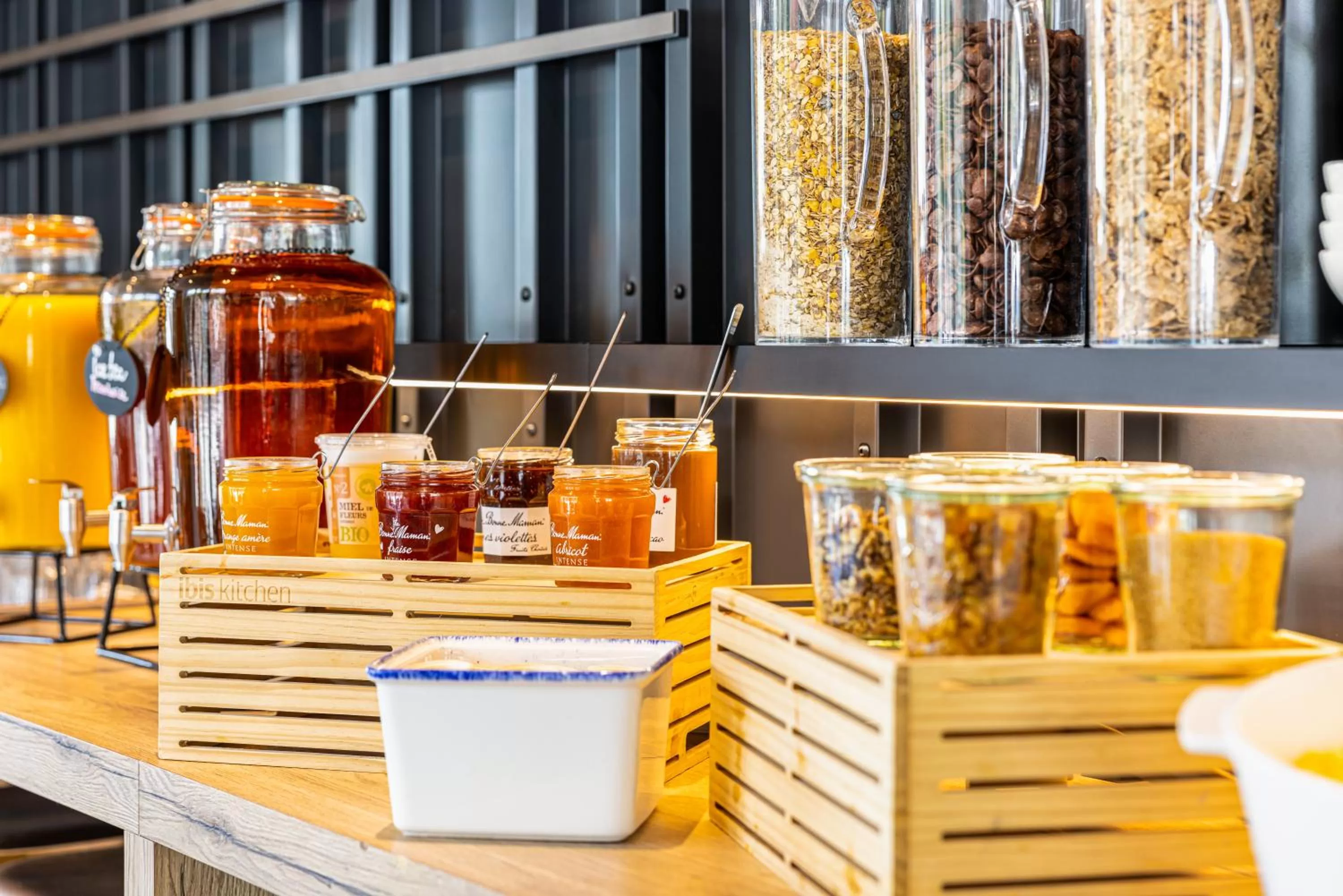 Breakfast in ibis Strasbourg Centre Les Halles