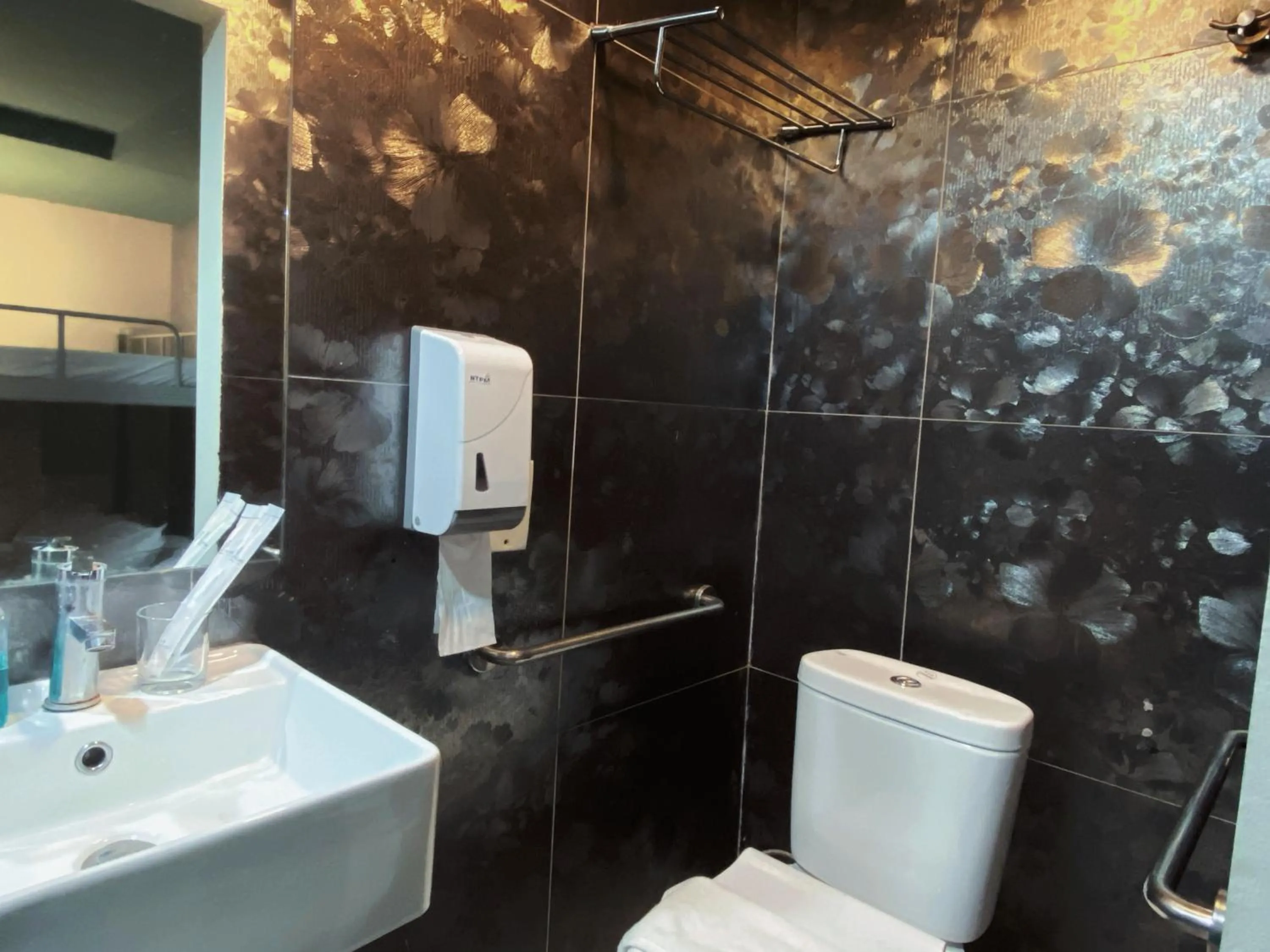 Hotel Calmo Chinatown