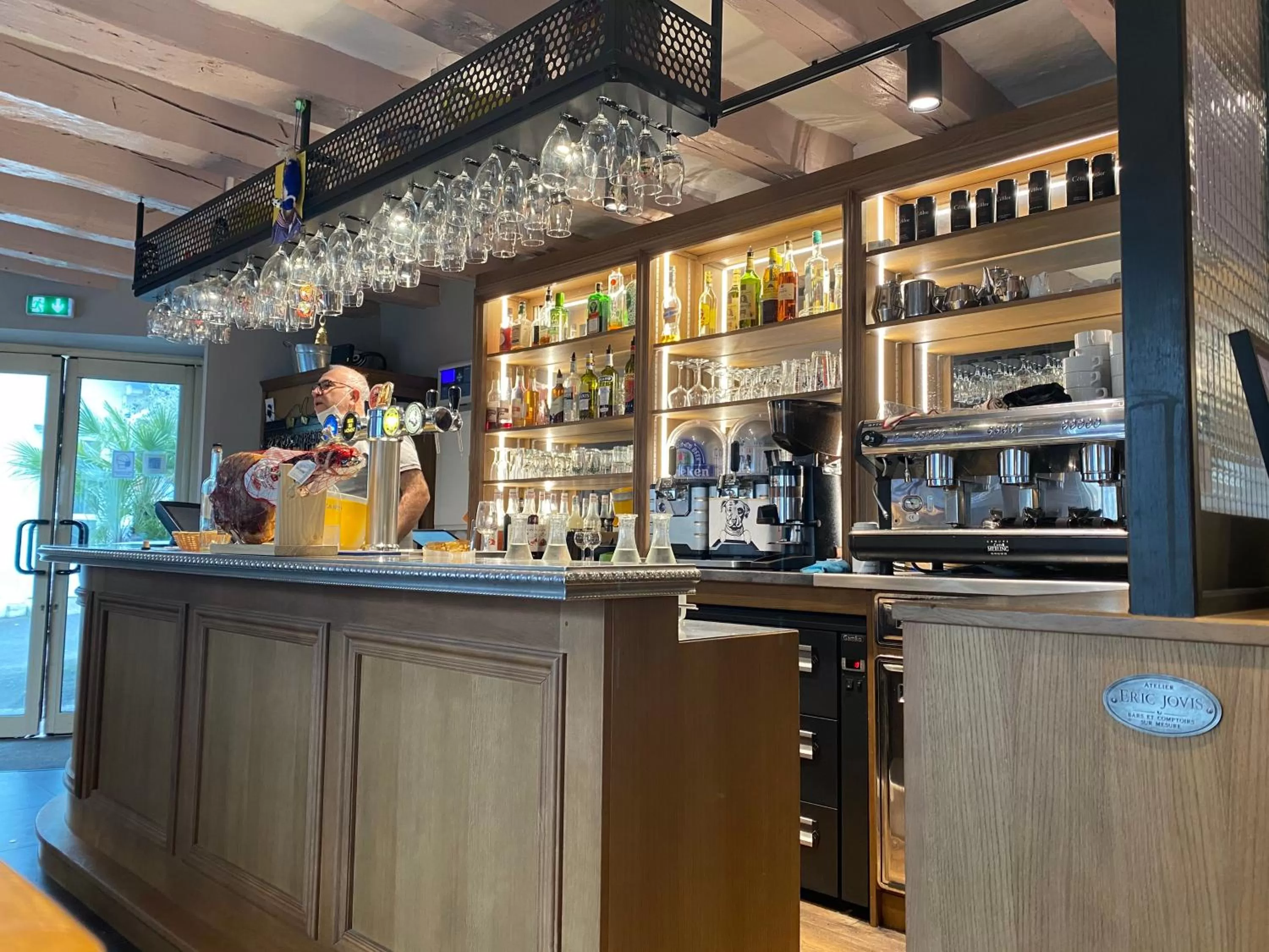 Lounge or bar in Hotel le Faisan