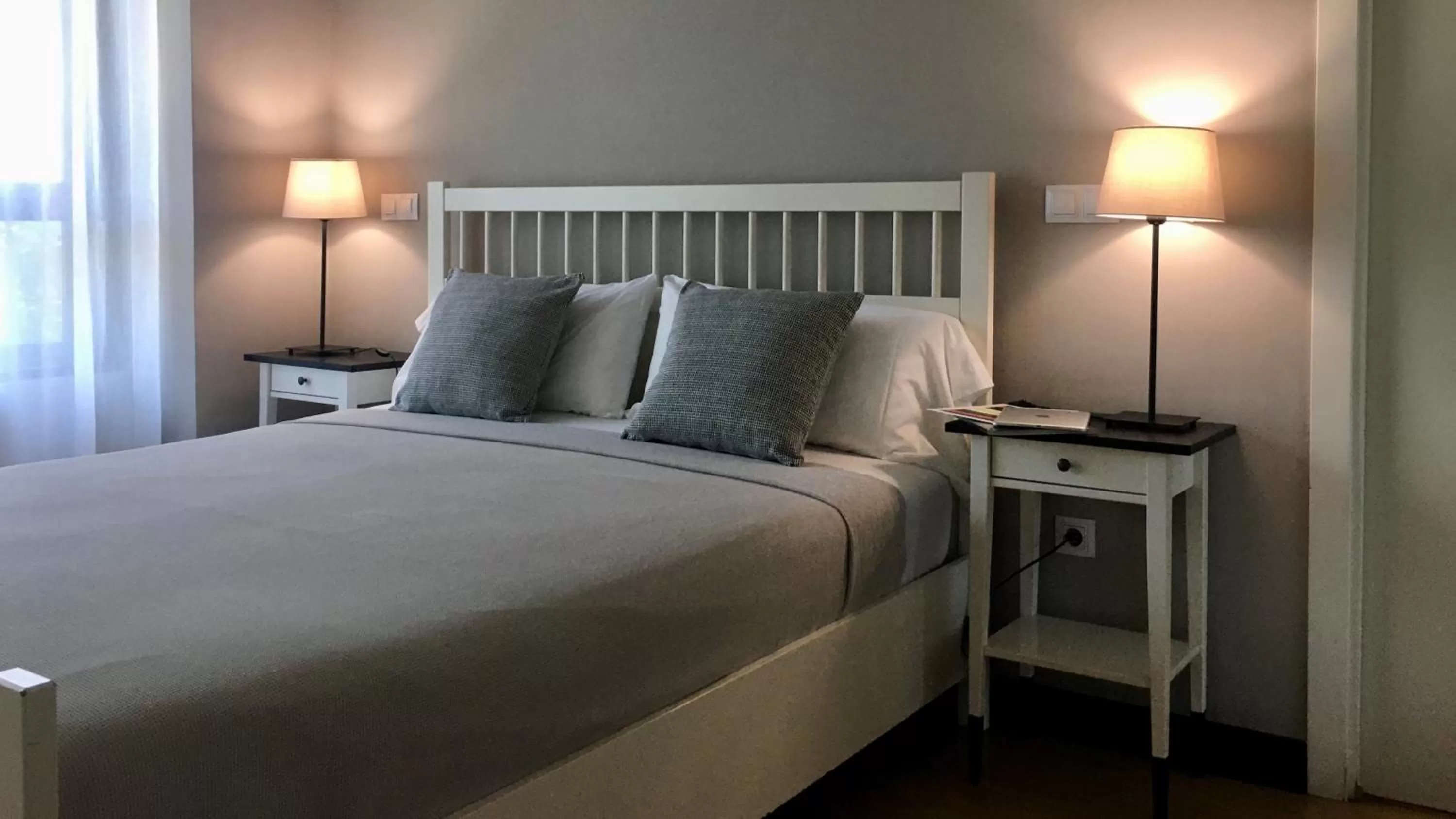 Property building, Bed in MD Modern Hotel - Jardines