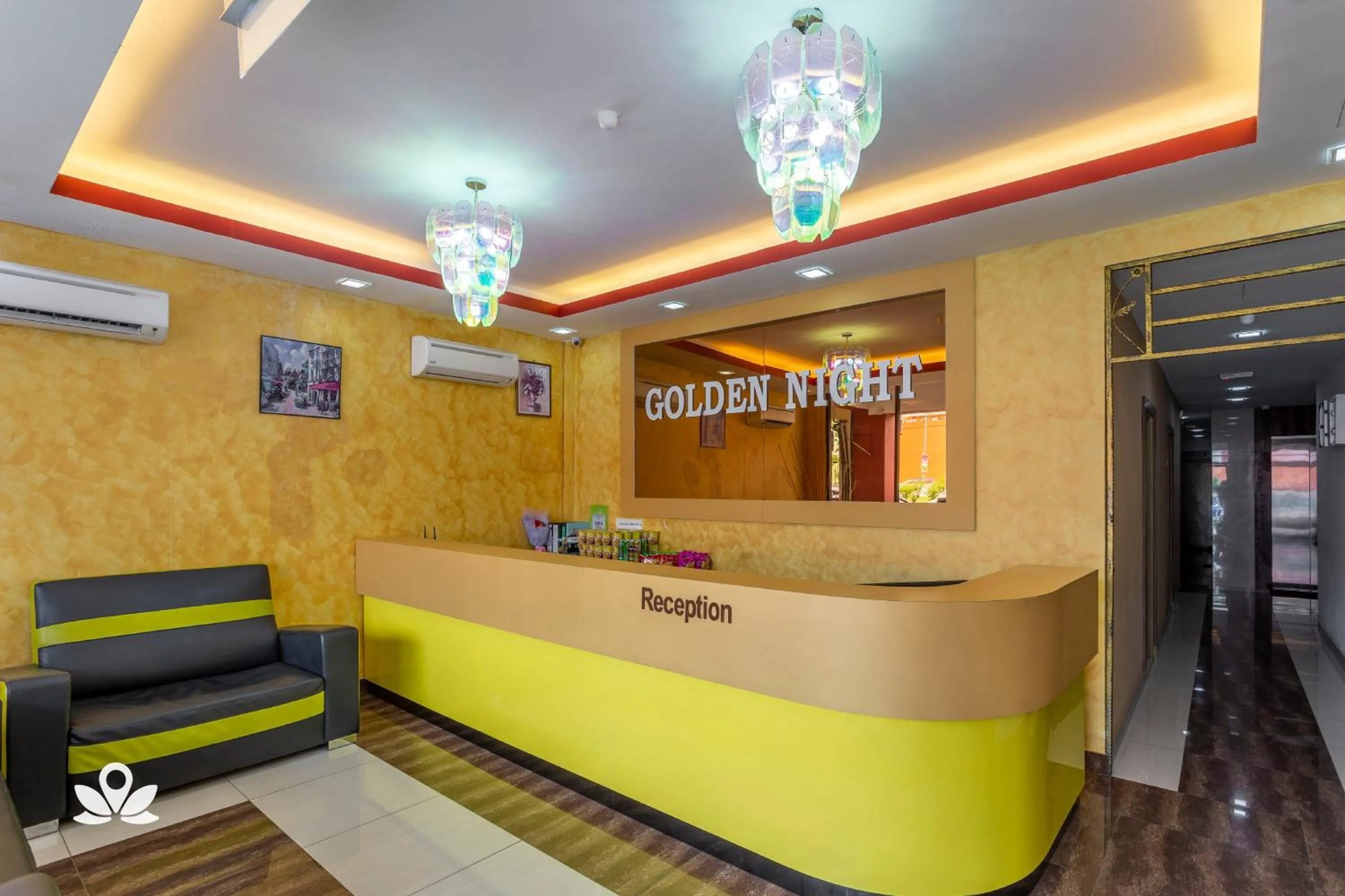 Lobby or reception in Golden Night Hotel