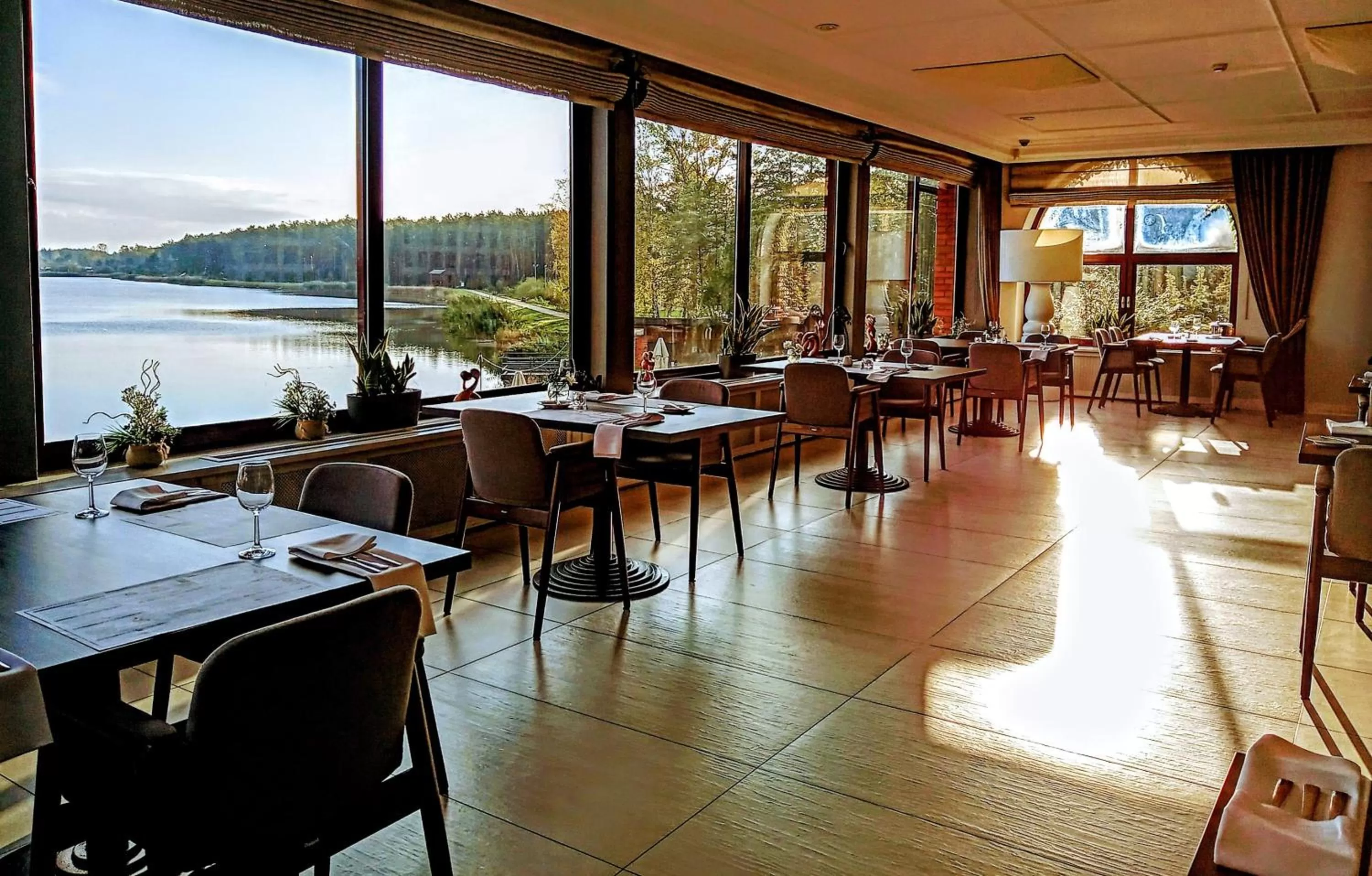 Restaurant/places to eat in Hotel Duo Spa