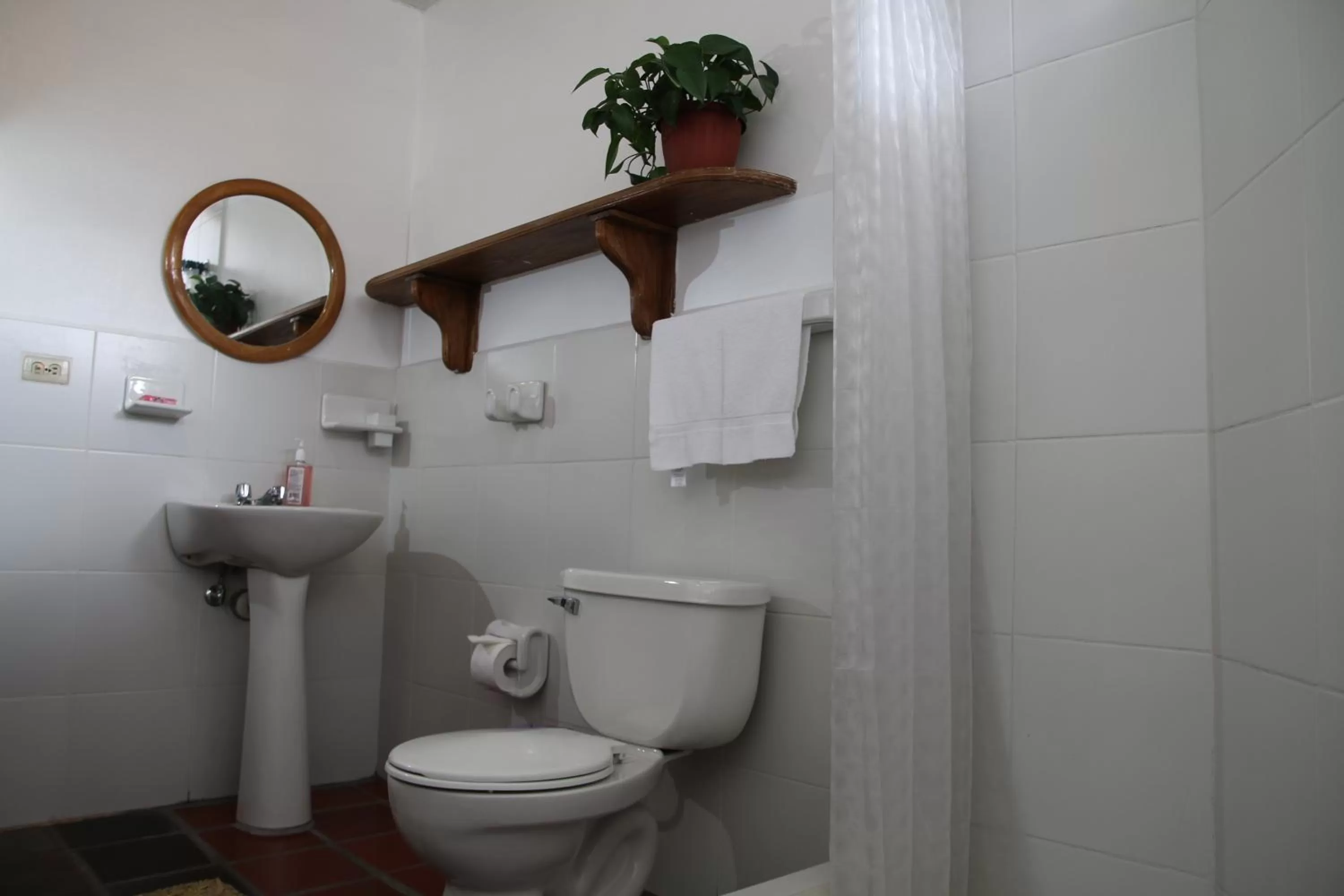 Bathroom in La Posada del Quinde