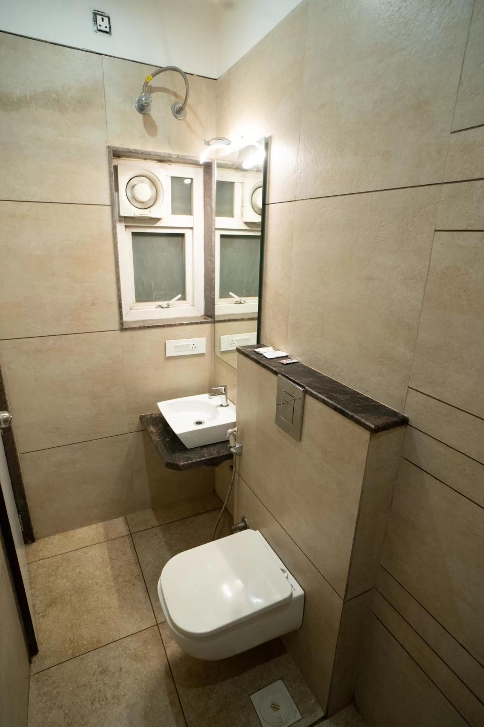 Toilet in Hotel SRI SRI EXECUTIVE KOLHAPUR NEAR MAHALAXMI TEMPLE