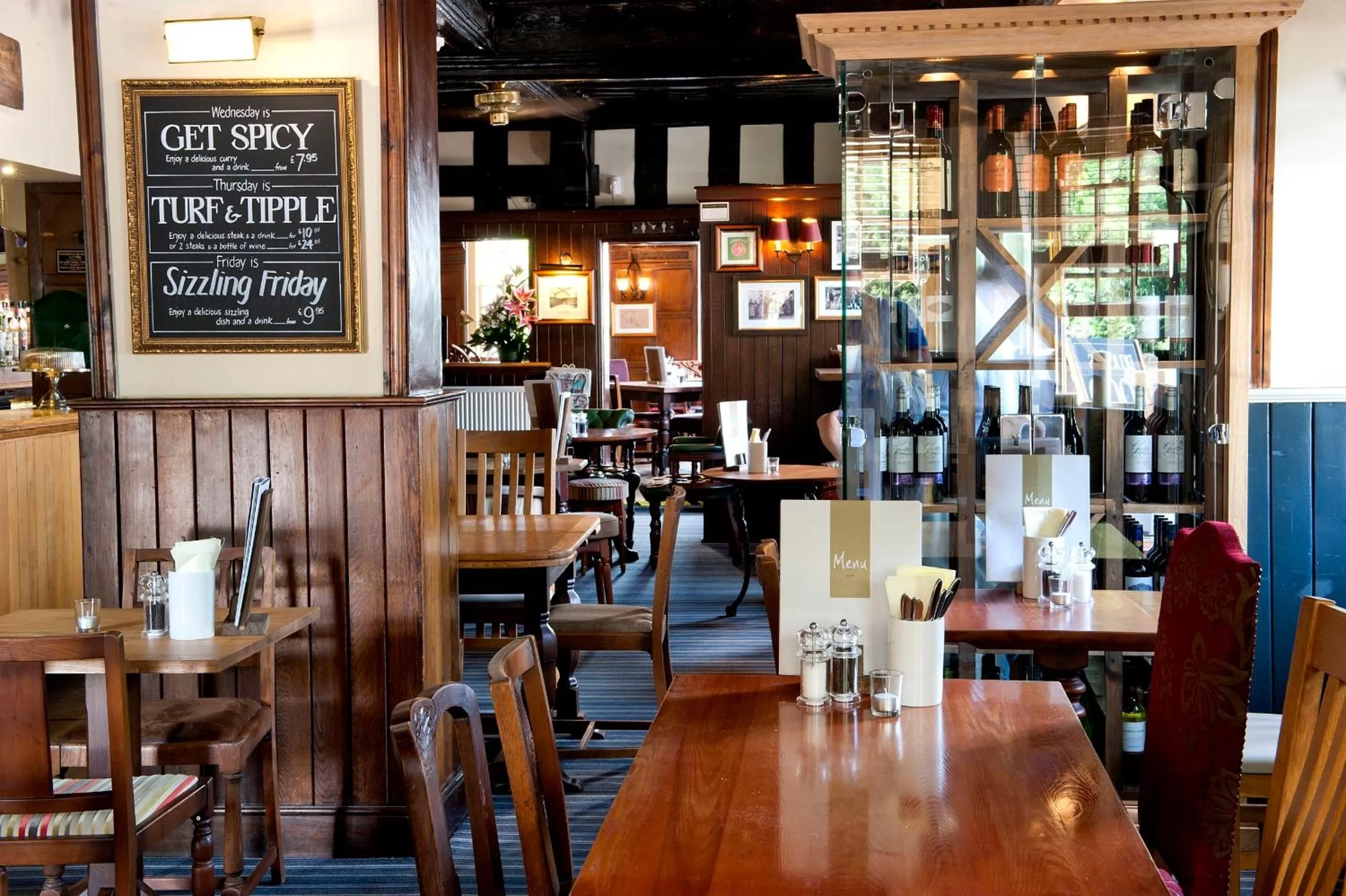 Restaurant/places to eat in The Fox by Greene King Inns