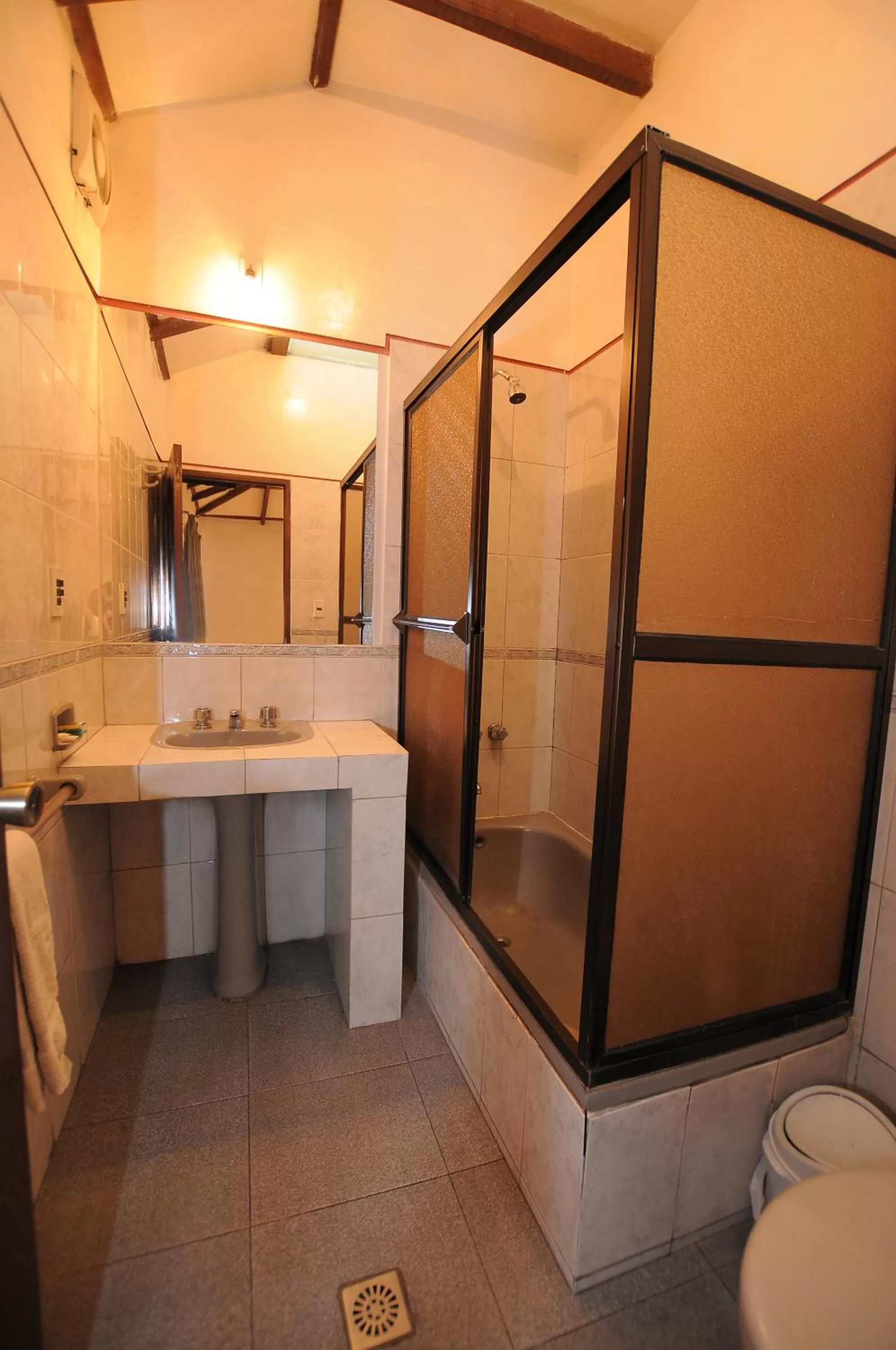 Bathroom in Hostal Recoleta Sur