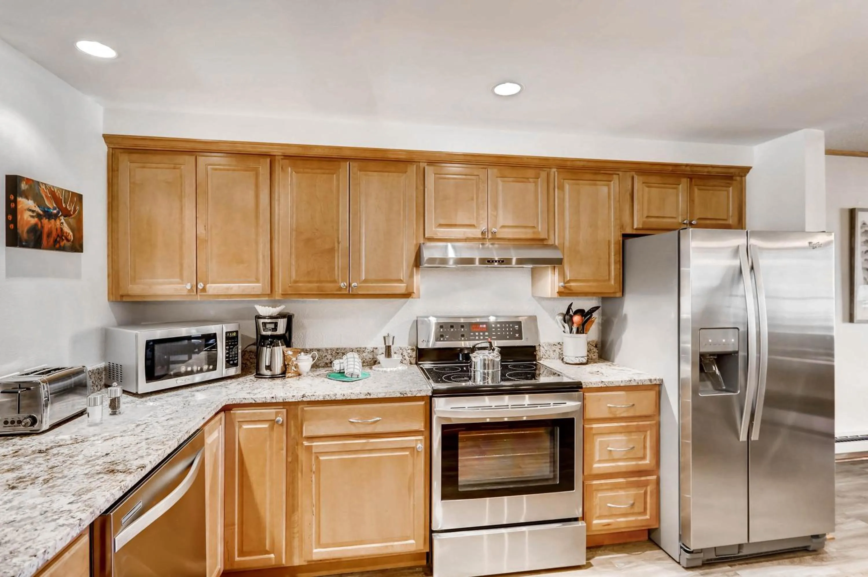 Kitchen or kitchenette in Evergreen Condominiums by Vail Resorts