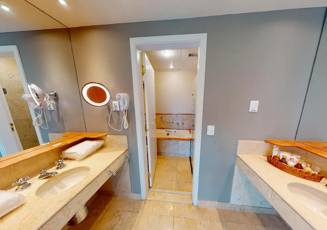 Hot Tub in Gran Estanplaza Berrini