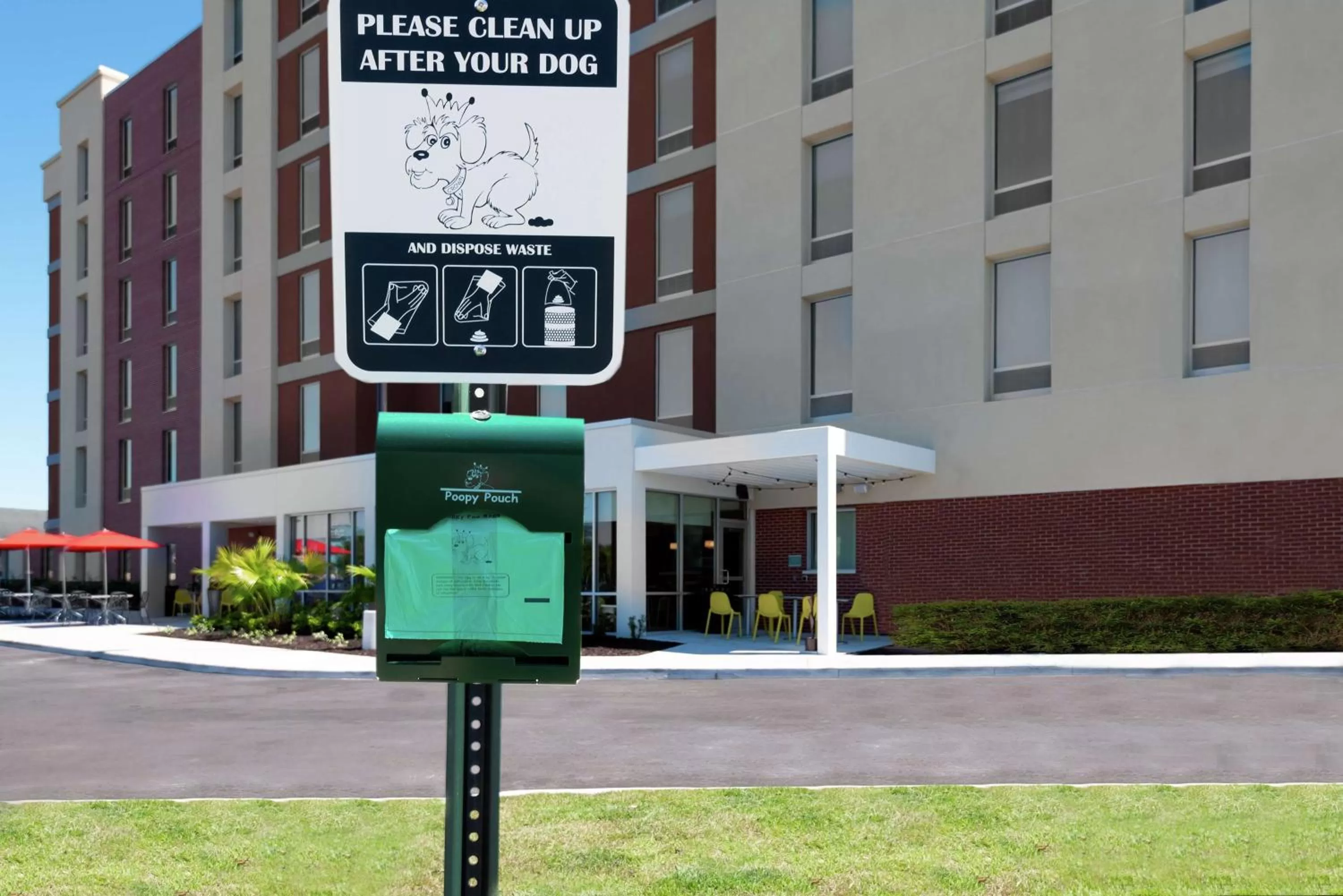 Property building in Home2 Suites By Hilton Orlando Near Universal