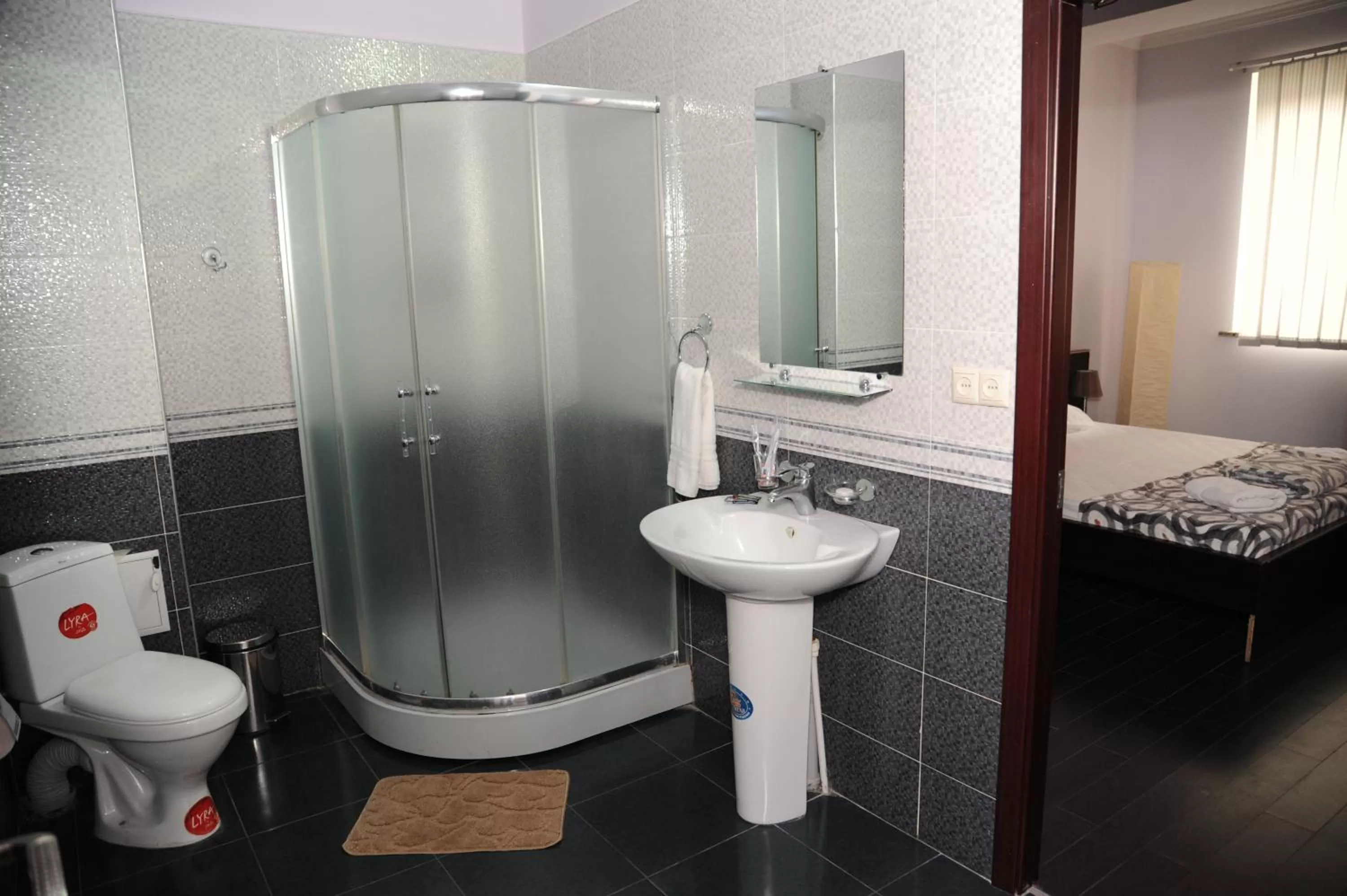 Day, Bathroom in Villa 29