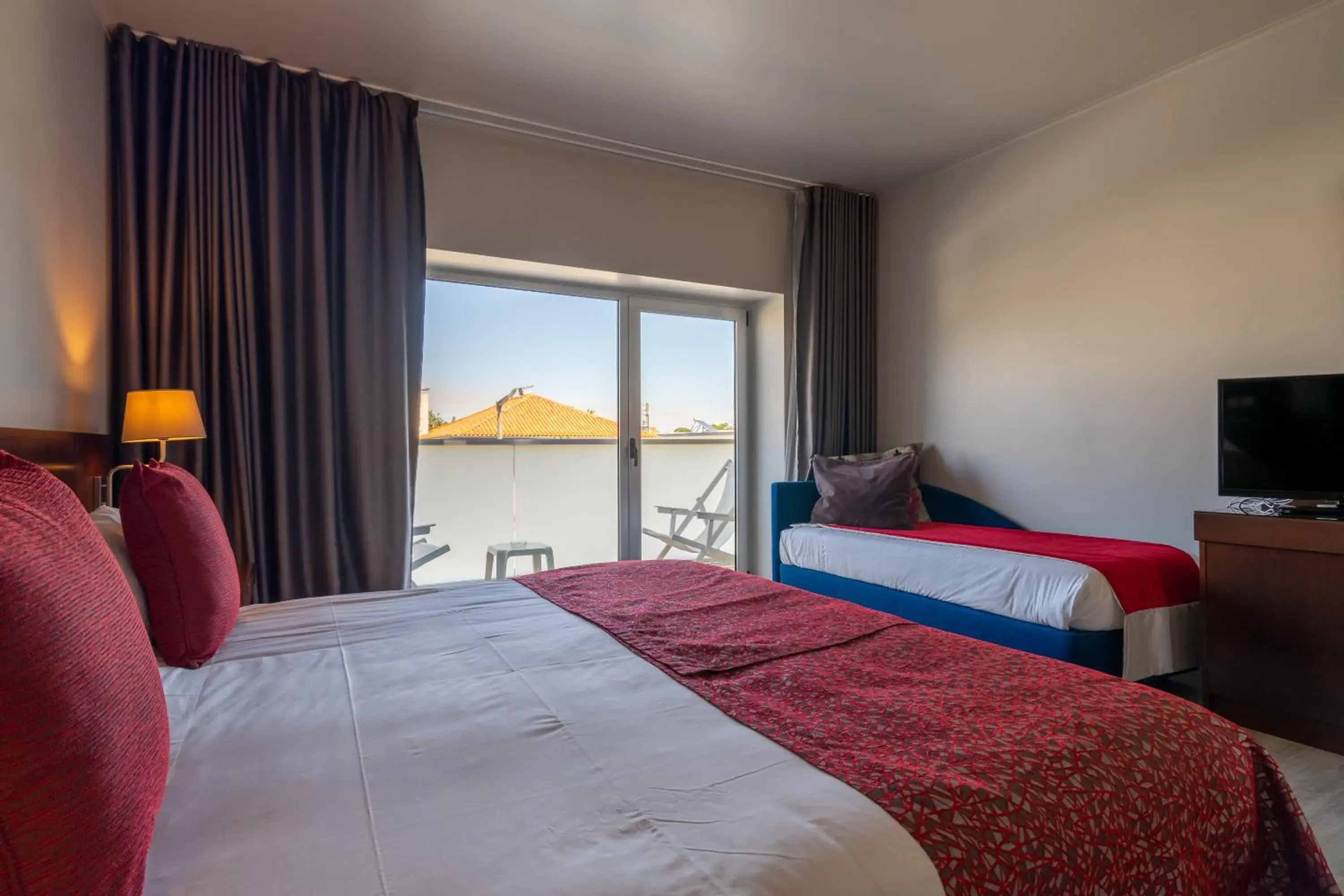 Standard Double or Twin Room with Extra Bed (3 Adults) in Hotel de Ilhavo Plaza & Spa Standard Double or Twin Room with Extra Bed (3 Adults) in Hotel de Ilhavo Plaza & Spa