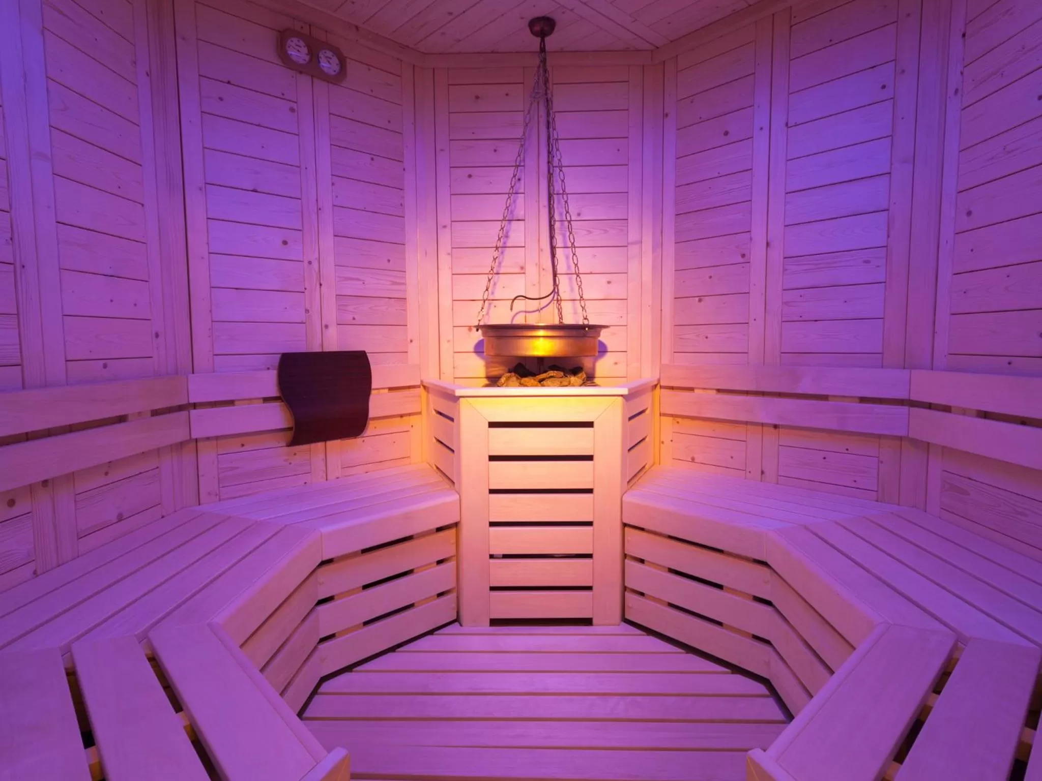 Spa and wellness centre/facilities in Hotel Europeo Alpine Charme & Wellness