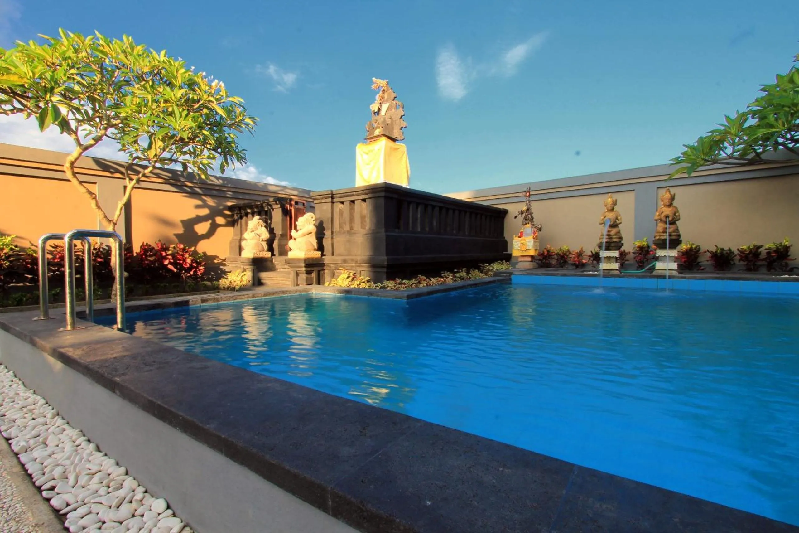 Swimming pool in Ubud Canti Accommodation
