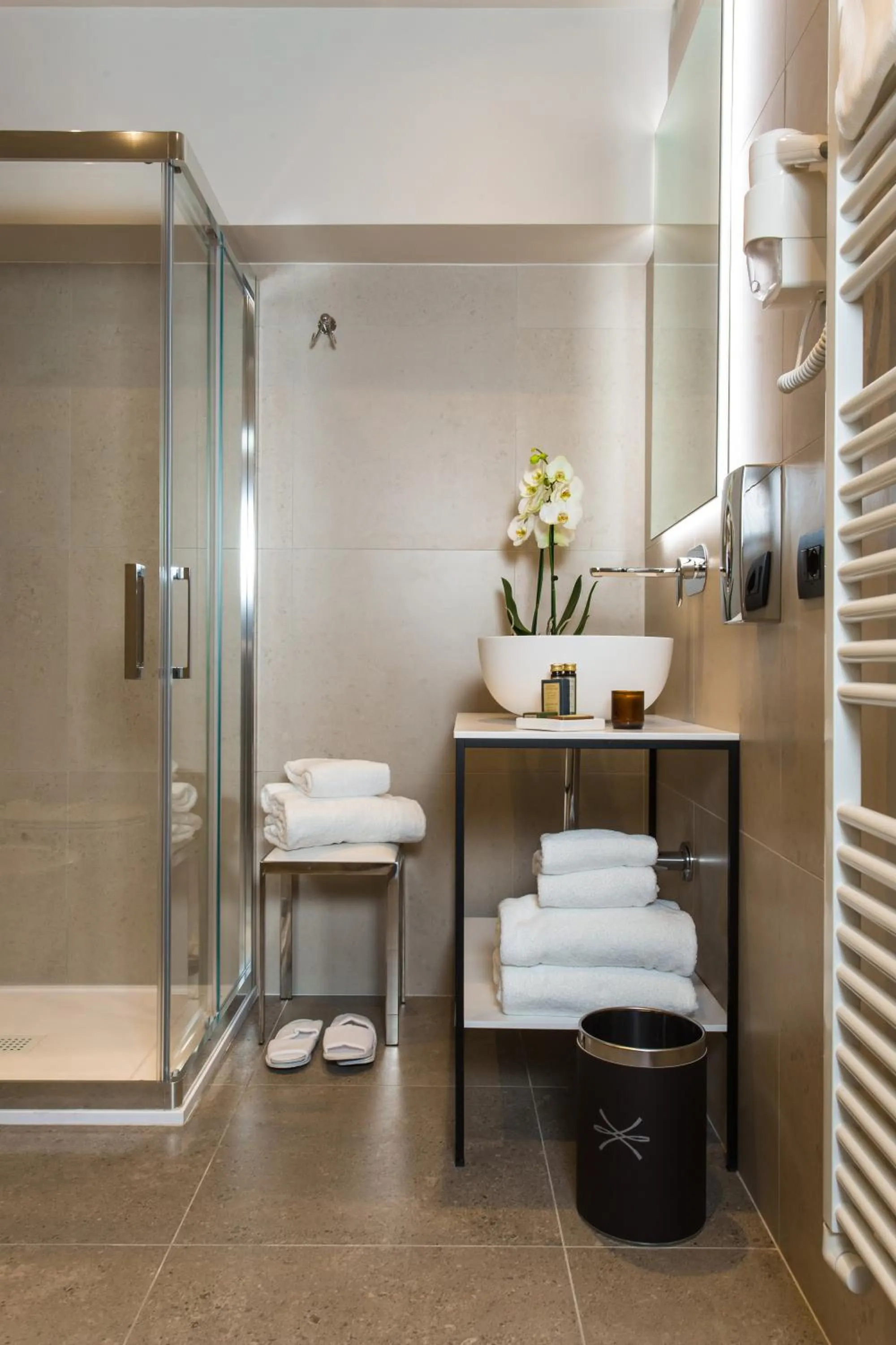 Shower in Venice Maggior Consiglio