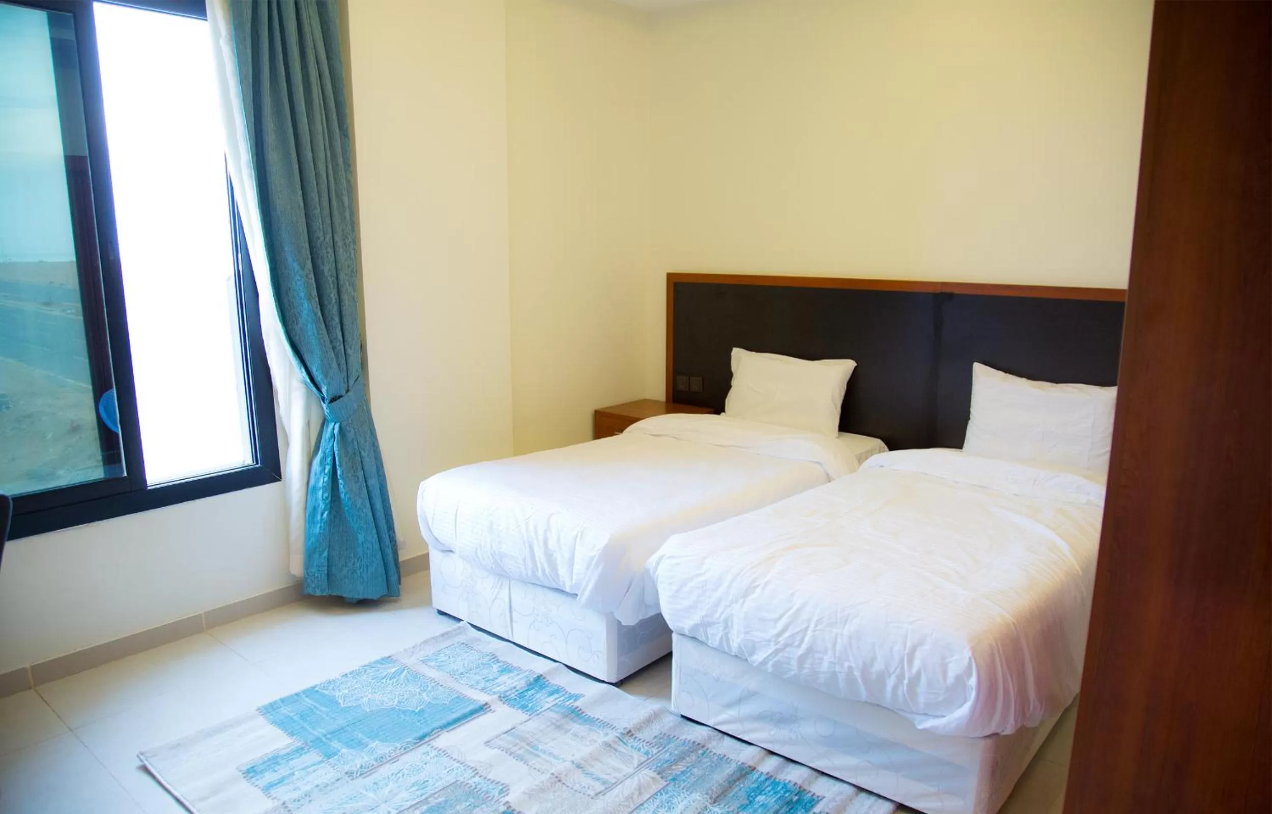 Sea view, Bed in Rama Yanbu Hotel-Suite