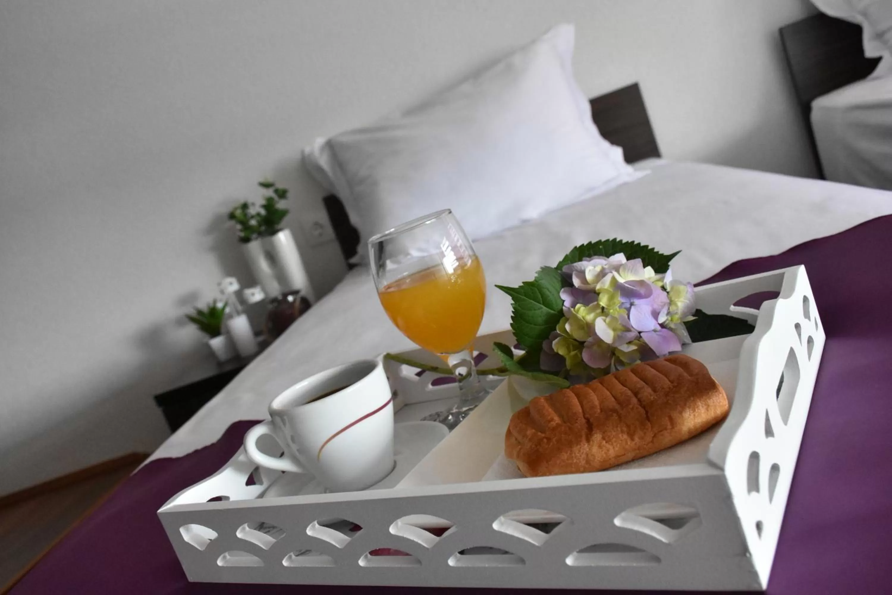 Hotel and winery LOZAR