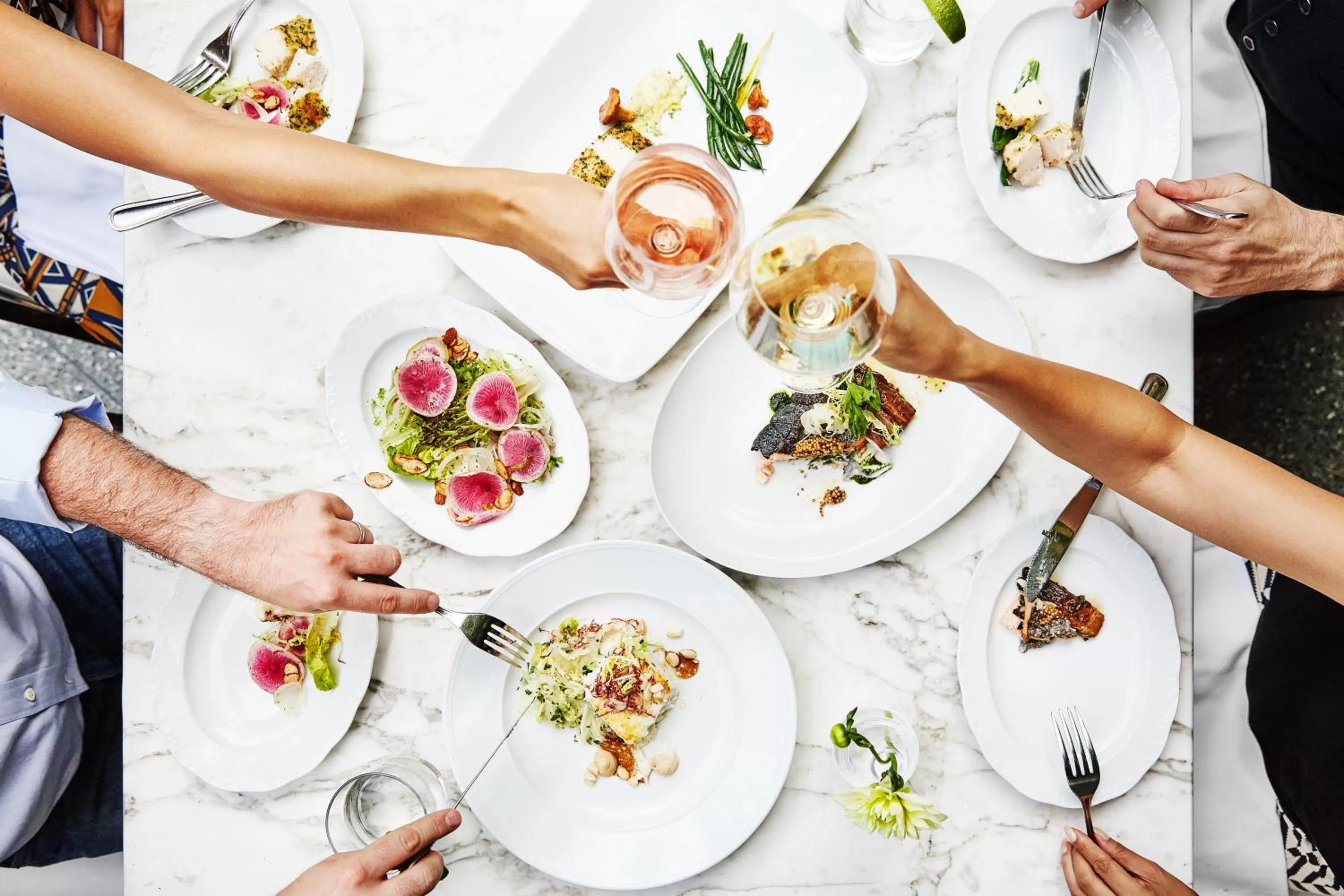 Restaurant/places to eat in Avalon Hotel Beverly Hills, a Member of Design Hotels