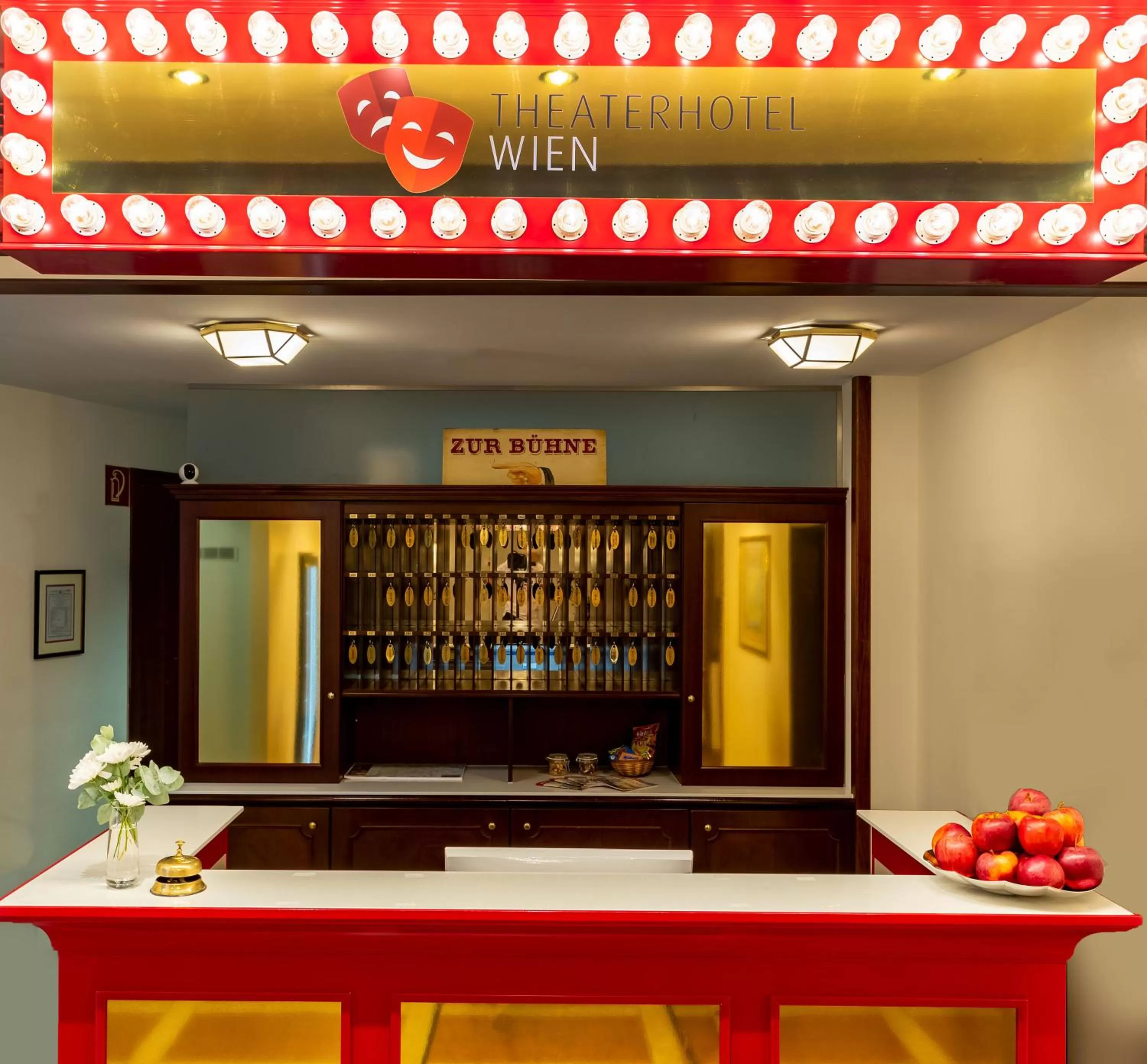 Lobby or reception in Theaterhotel & Suites Wien