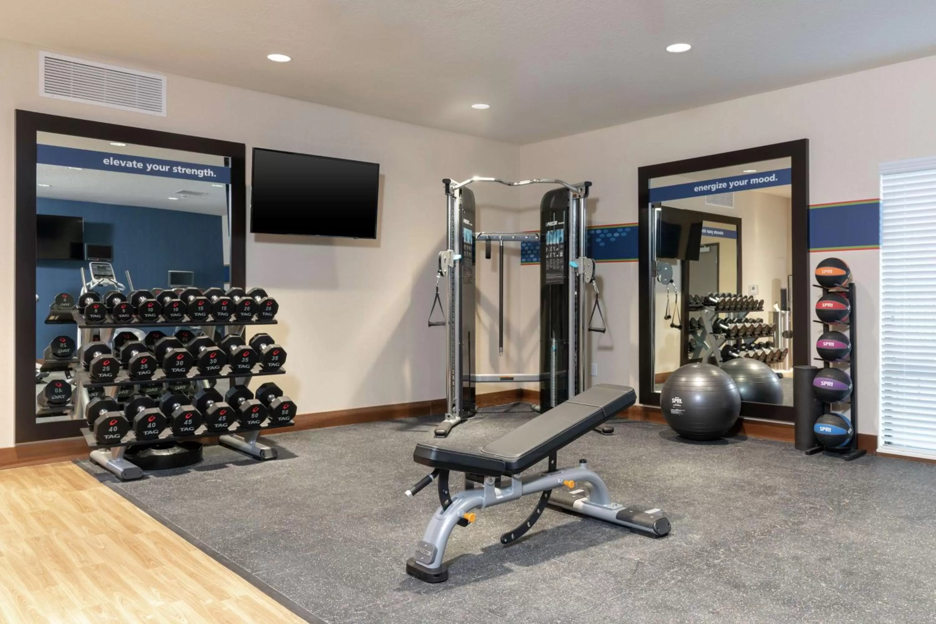 Fitness centre/facilities in Hampton Inn & Suites Xenia Dayton