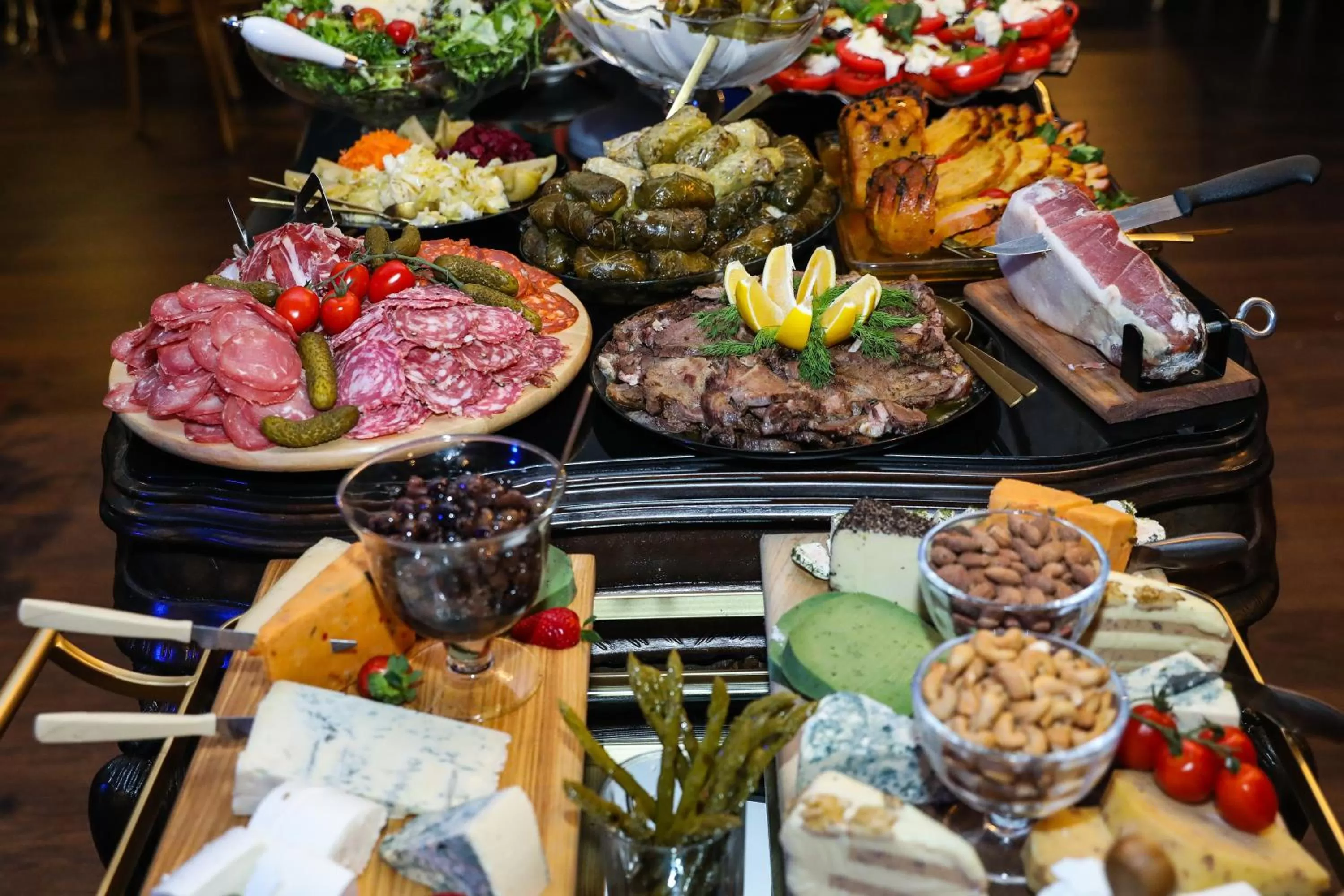 Food in Complex Baroto