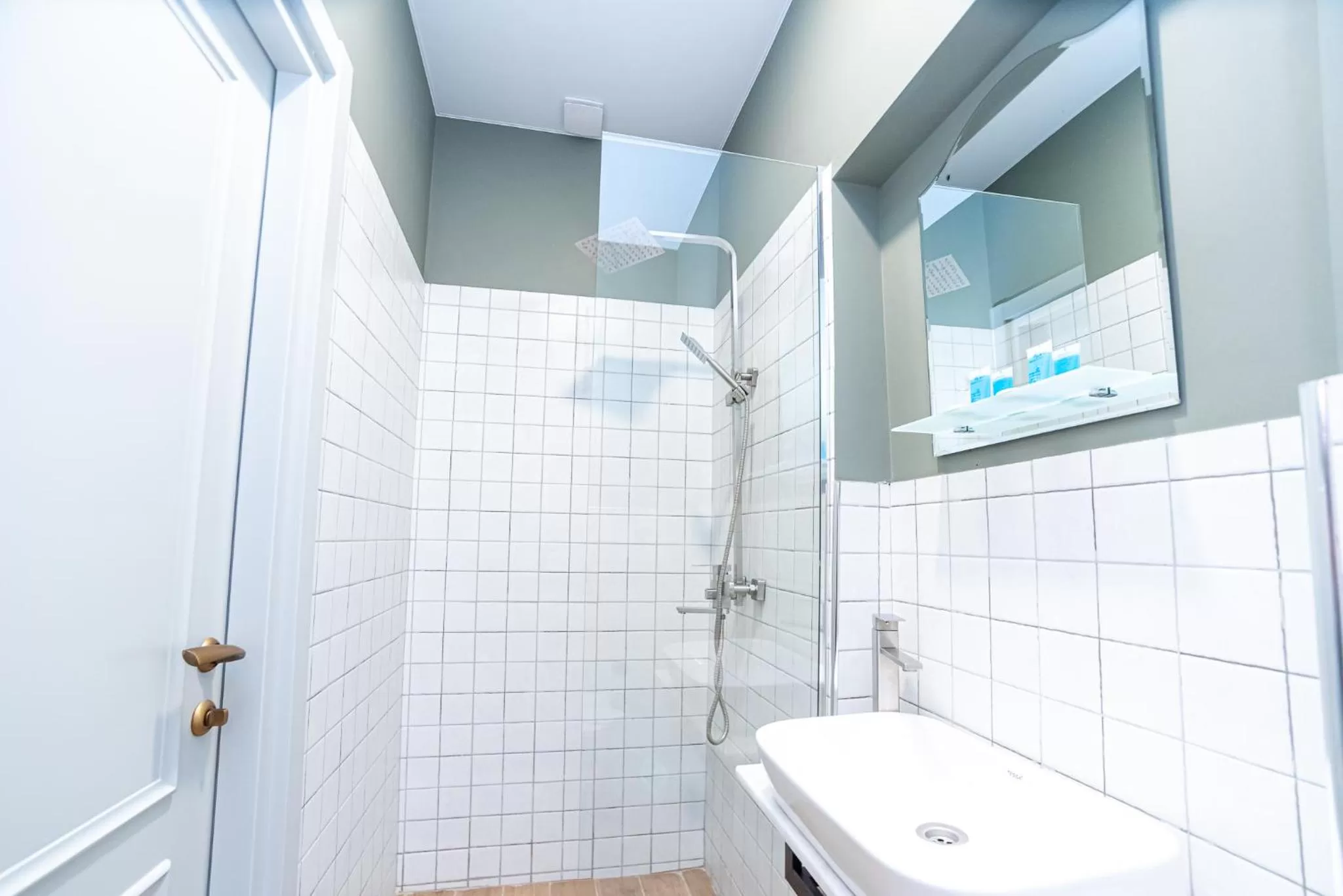 Shower in Tiflis Hotel