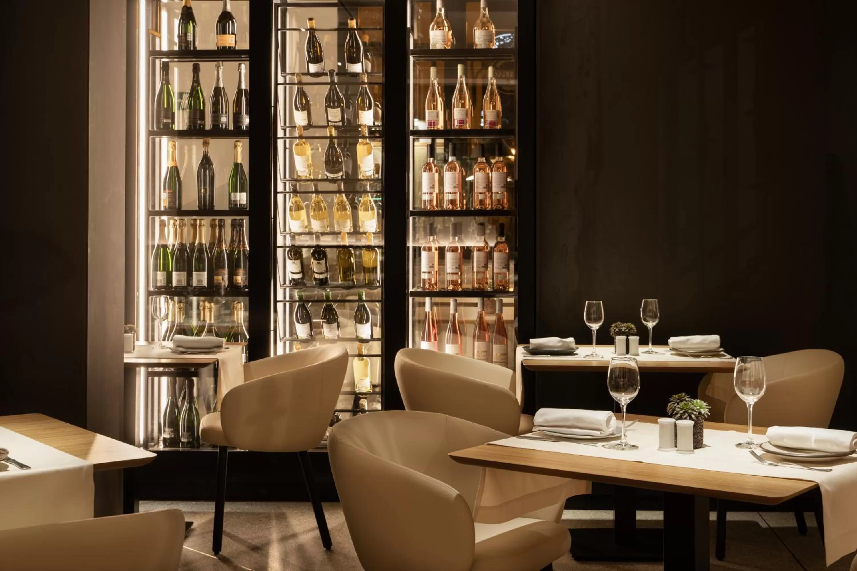 Restaurant/places to eat in Áurea Palacio de Correos by Eurostars Hotel Company