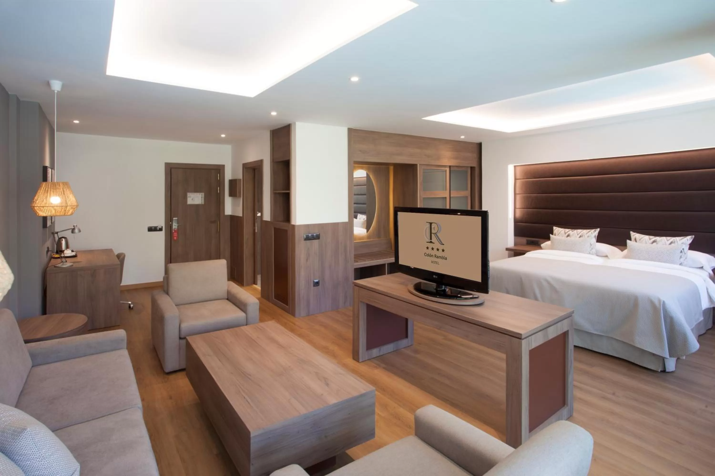 Photo of the whole room, Bed in Hotel Colon Rambla