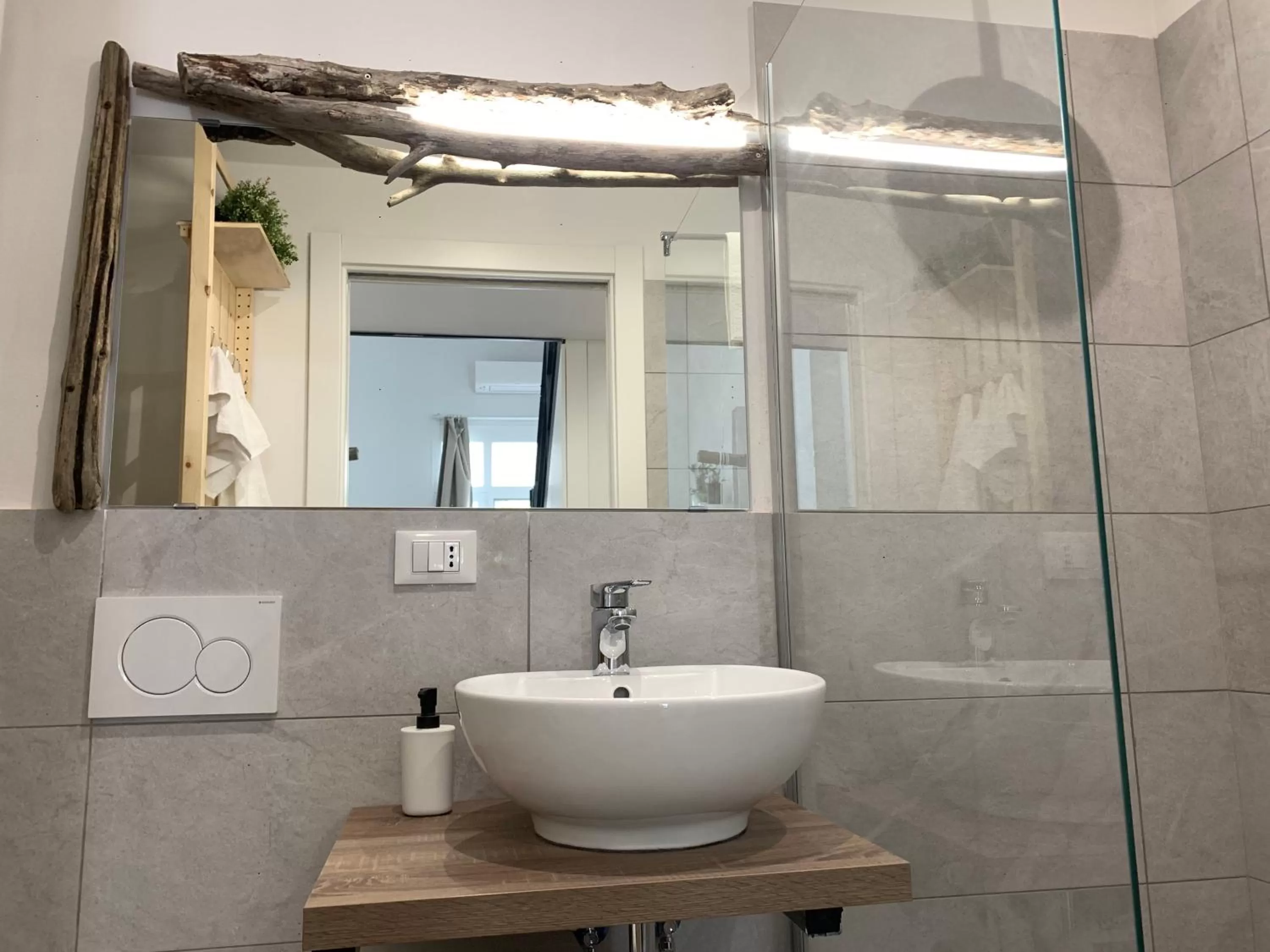 Bathroom in Metroloft