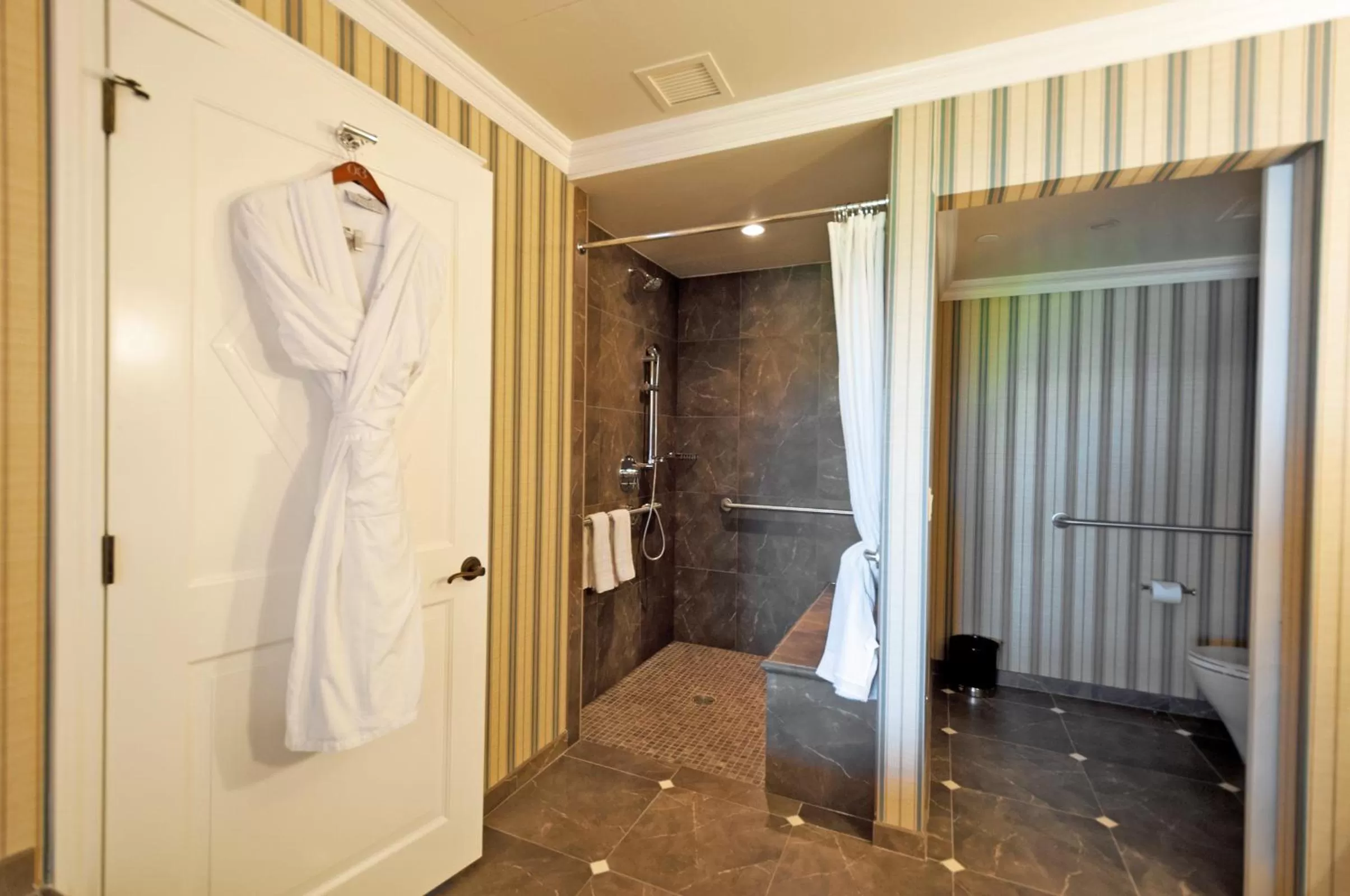 Bathroom in Oak Bay Beach Hotel