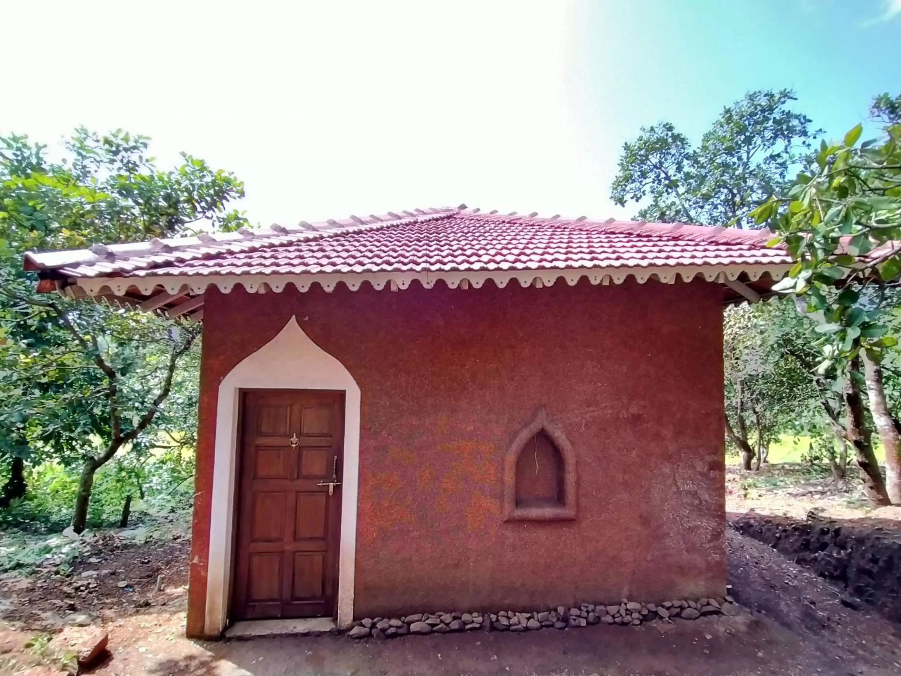 Property building in Porsu