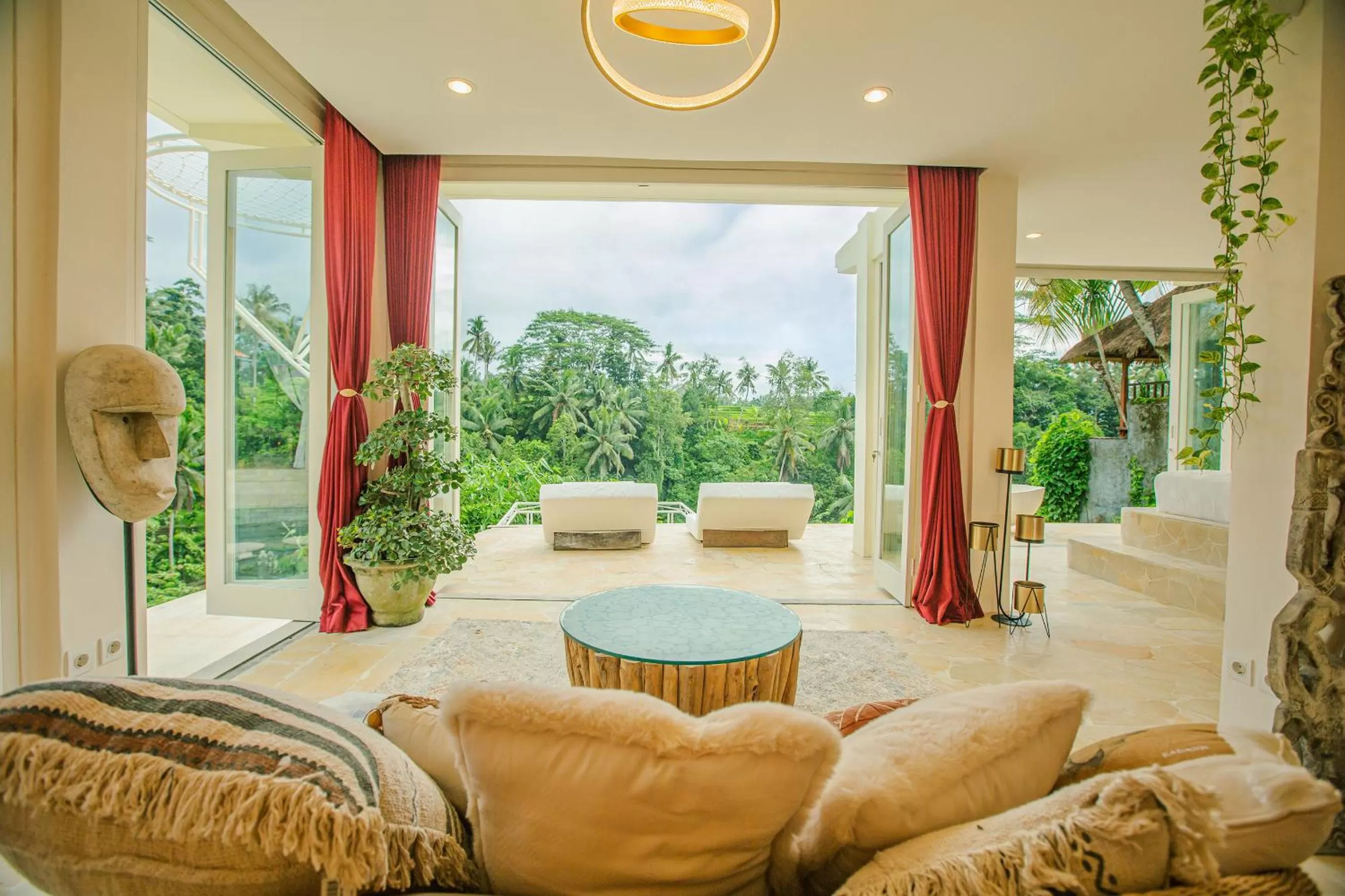 Seating area, Bed in Villa Cella Bella Ubud