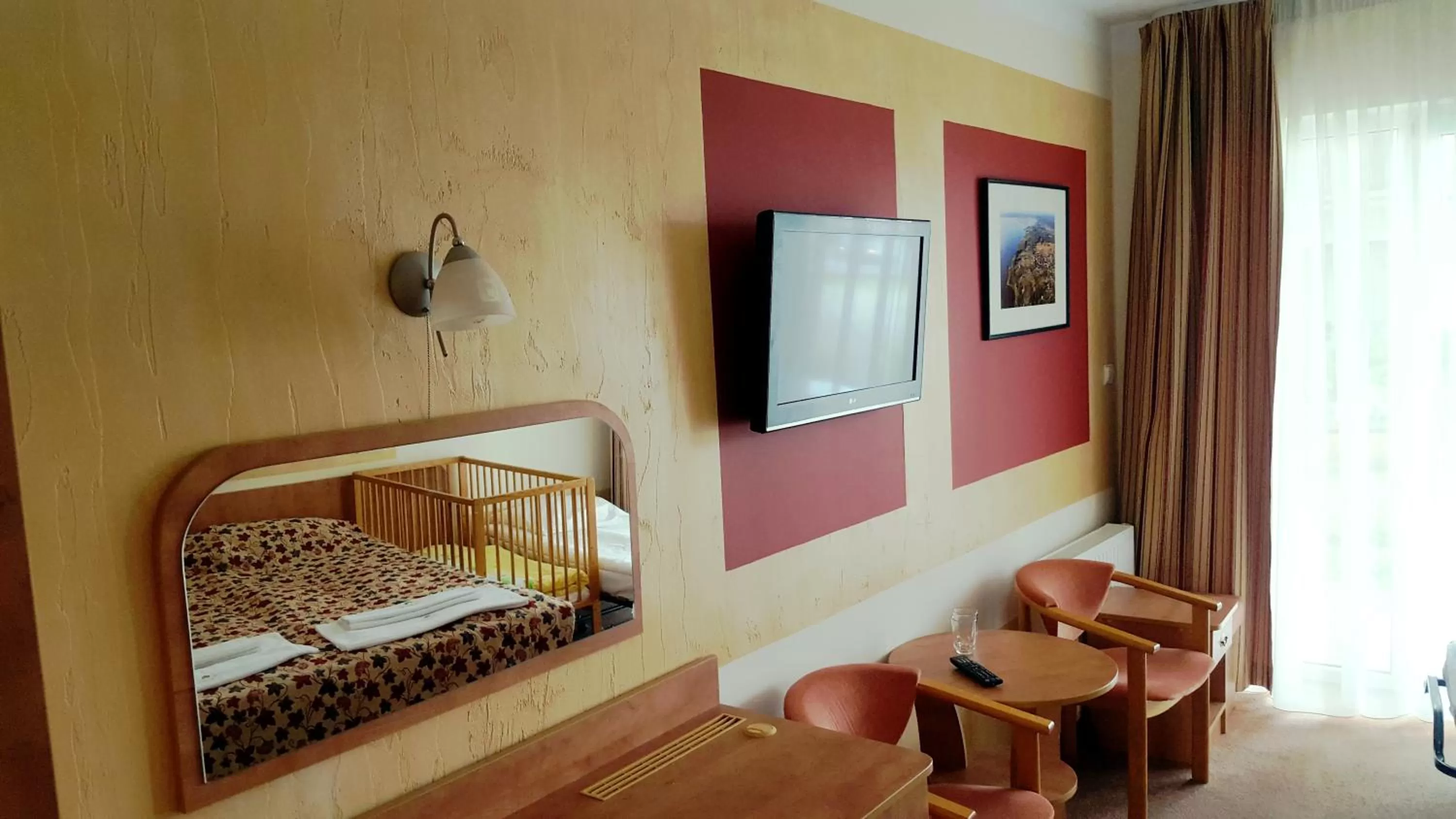 Property building, Bed in Rezydencja 5 Dębów