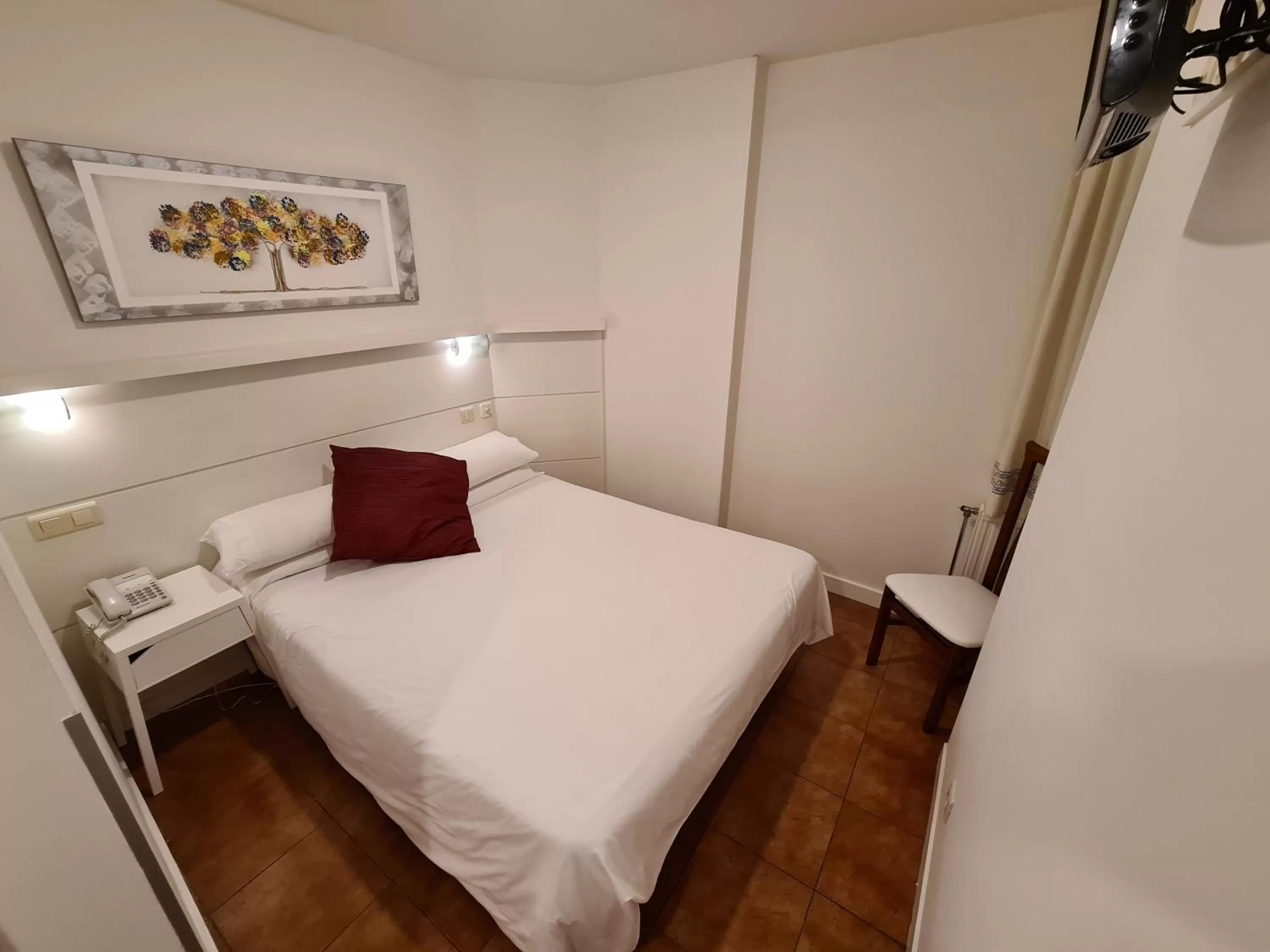 Bed in Hotel Jacobeo