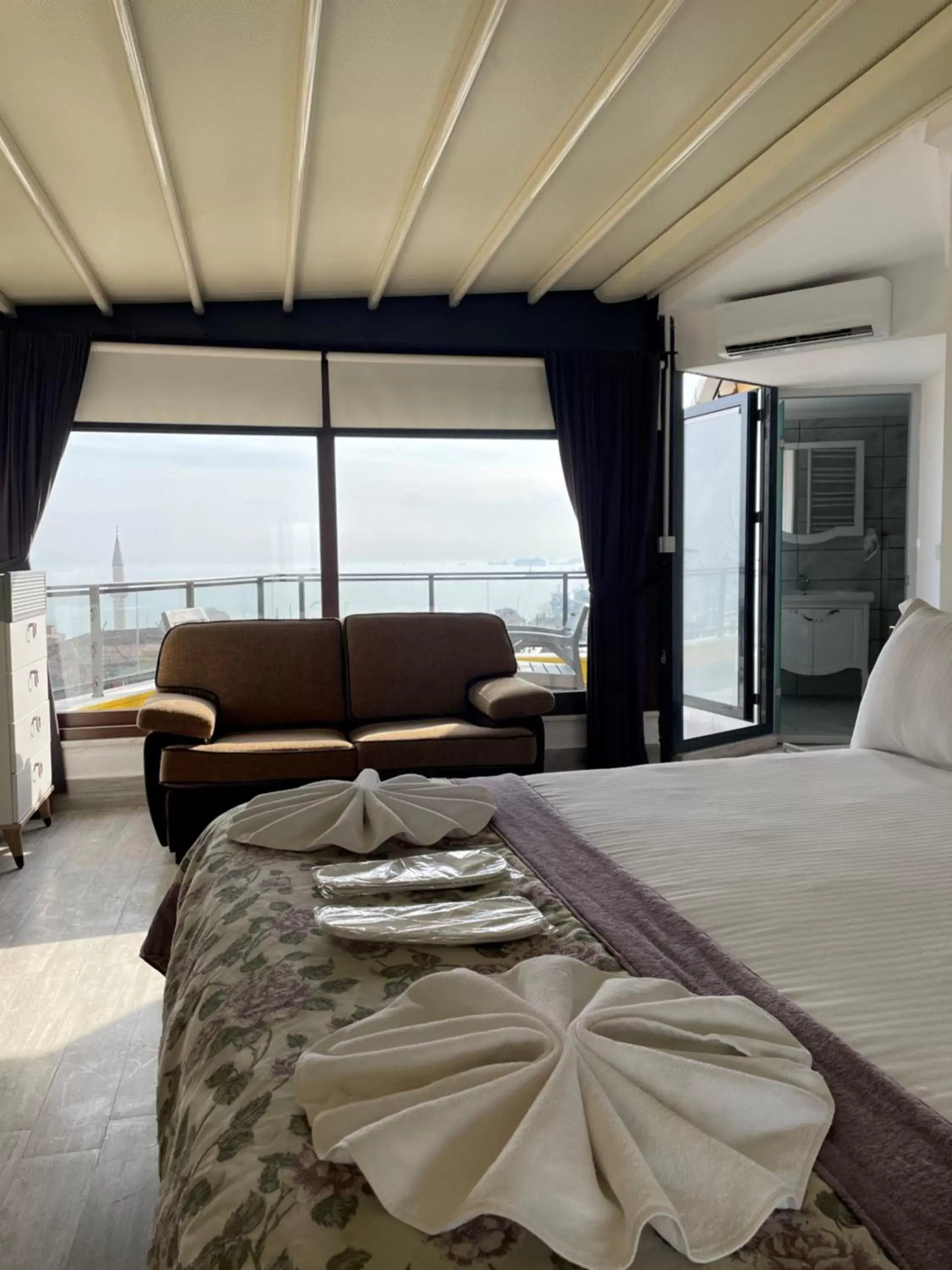 Superior Double Room with Sea View in Arena Hotel - Special Class Superior Double Room with Sea View in Arena Hotel - Special Class