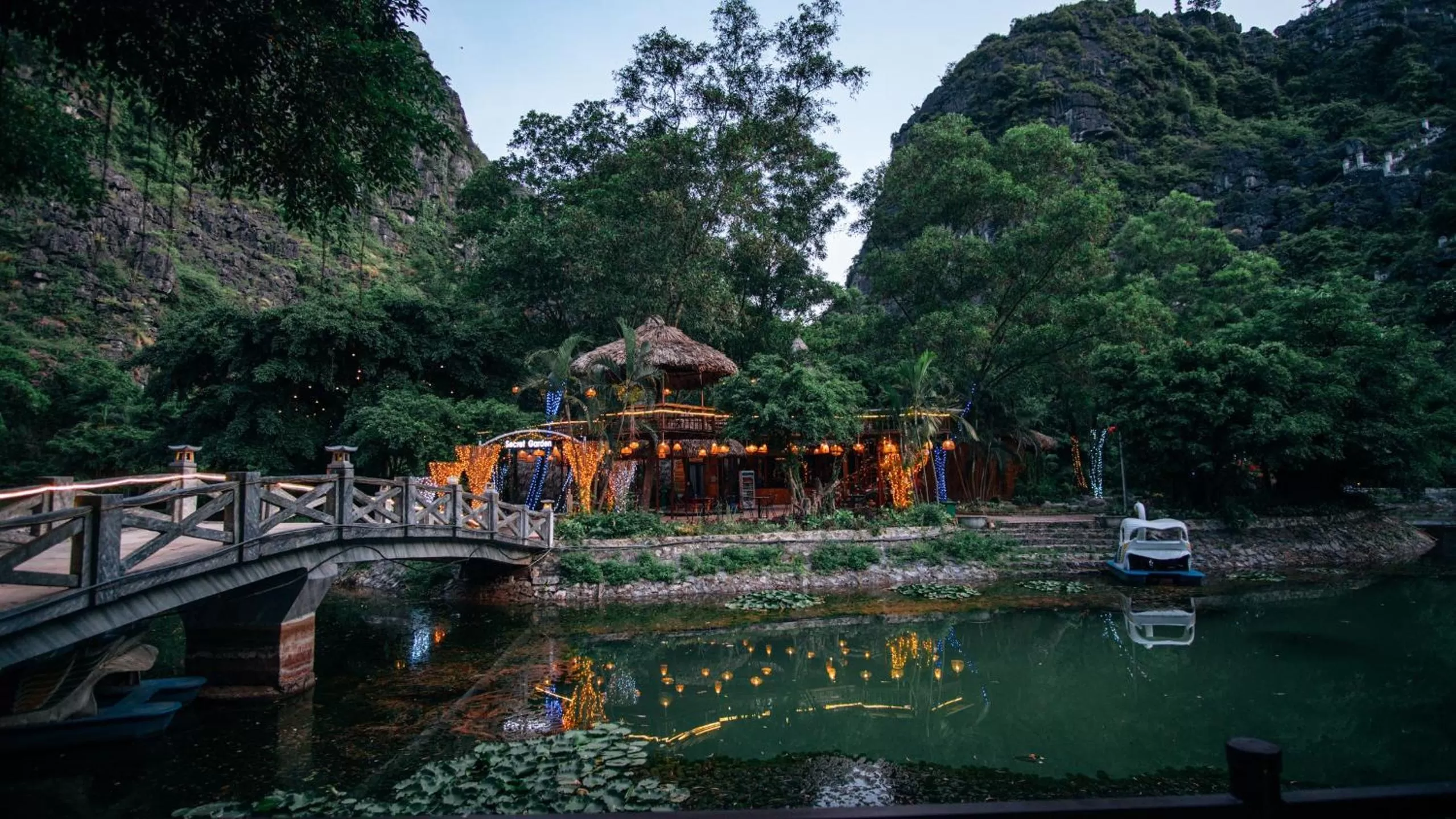 Mua Caves Ecolodge (Hang Mua)