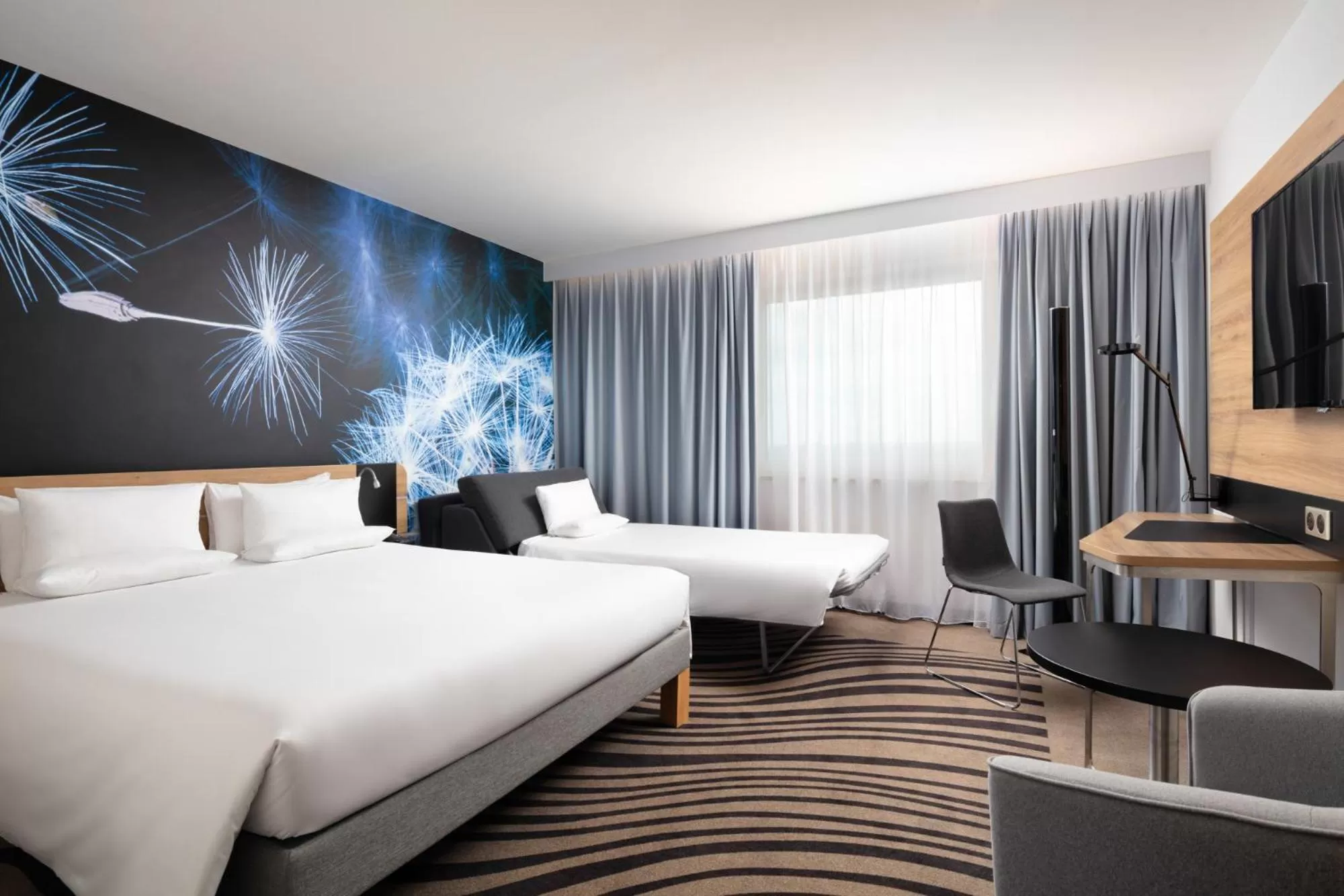 Bed in Novotel Poznan Centrum