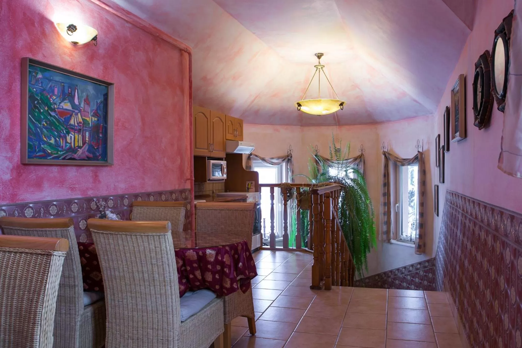 Communal kitchen in Green Park Villa