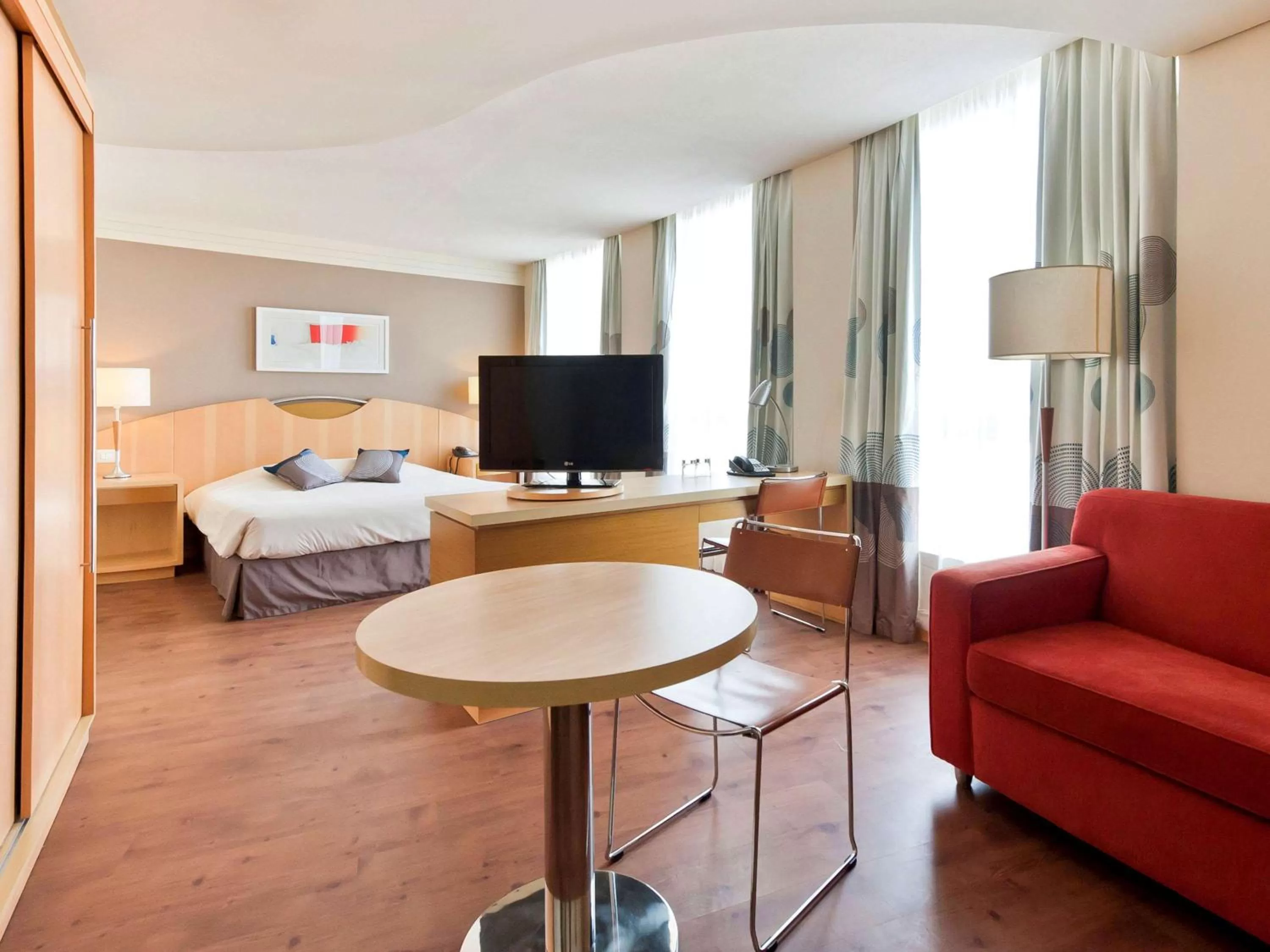 Superior Room with Double Bed - Disability Access in Novotel Sao Paulo Jaragua Conventions