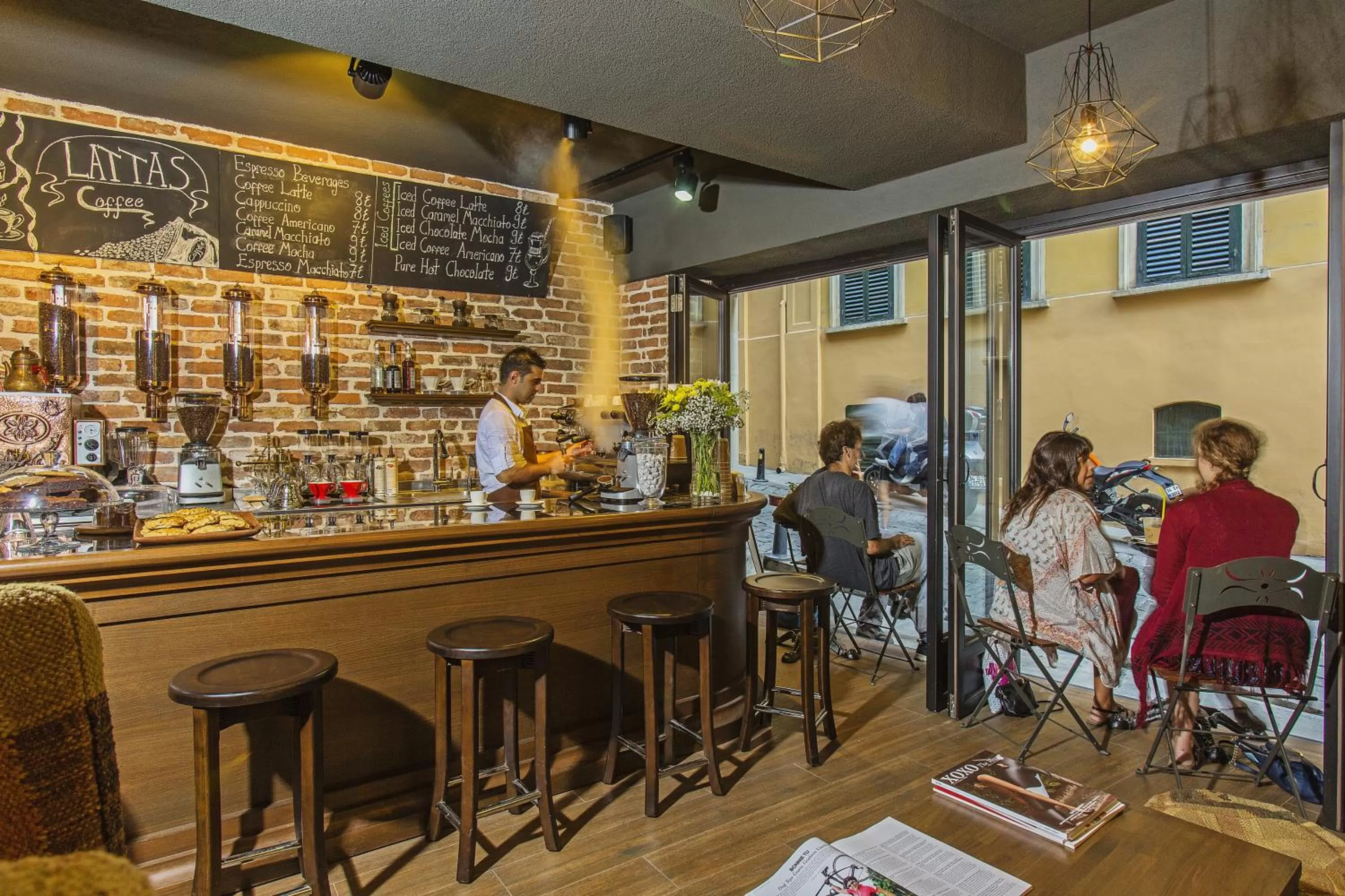 Lounge or bar in Meroddi Galata Mansion