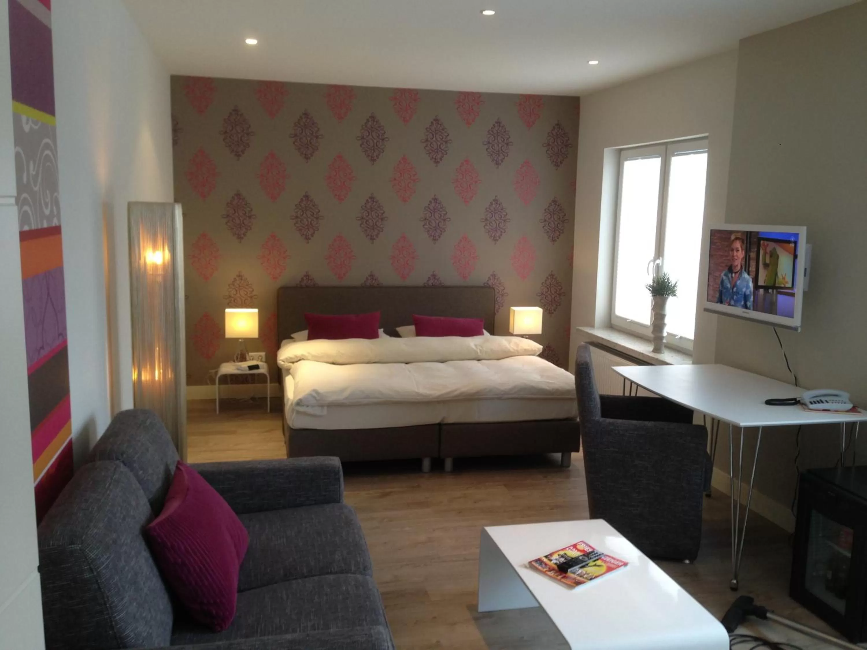 Bed in Hotel Insel Pension