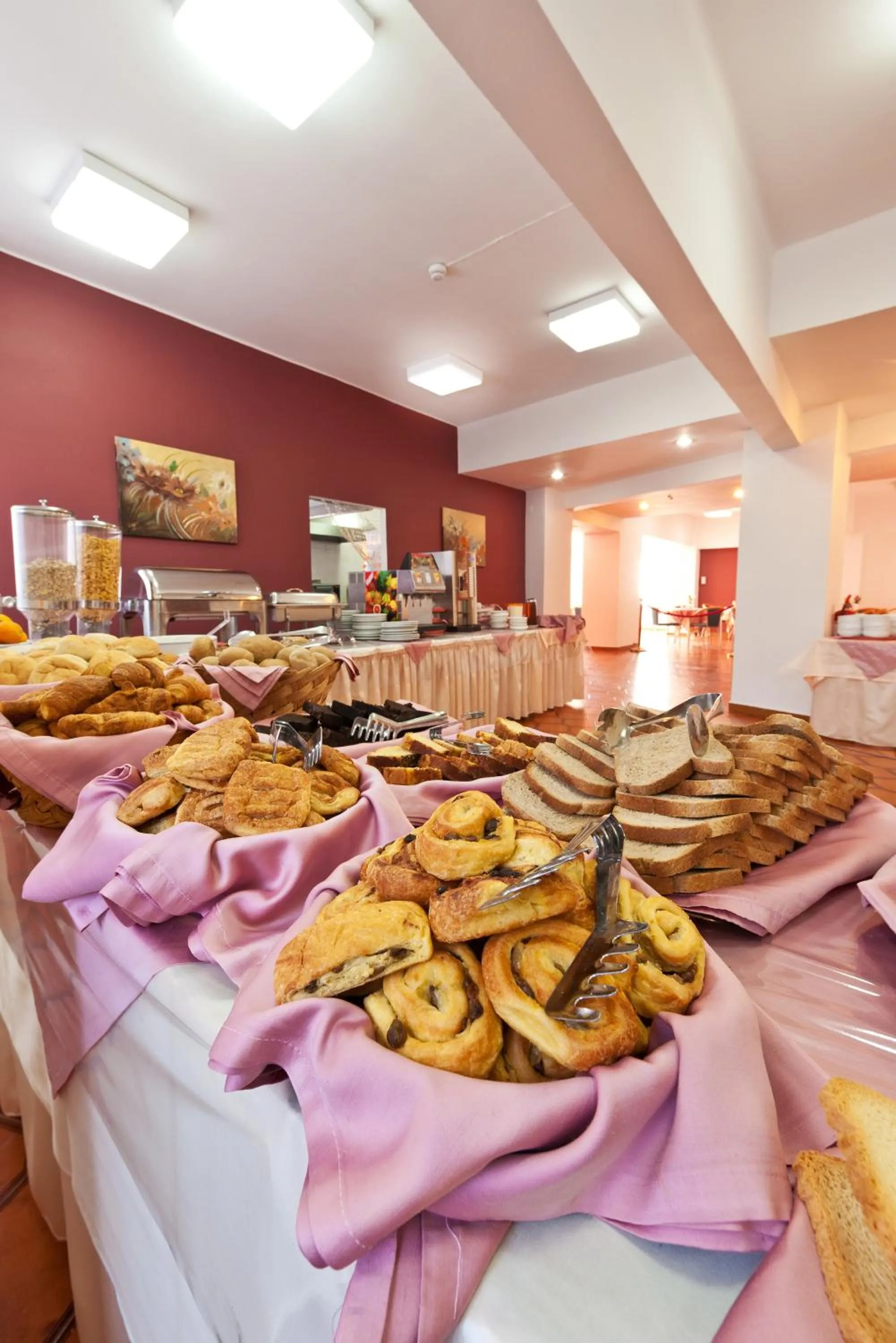 Continental breakfast in Europa Hotel