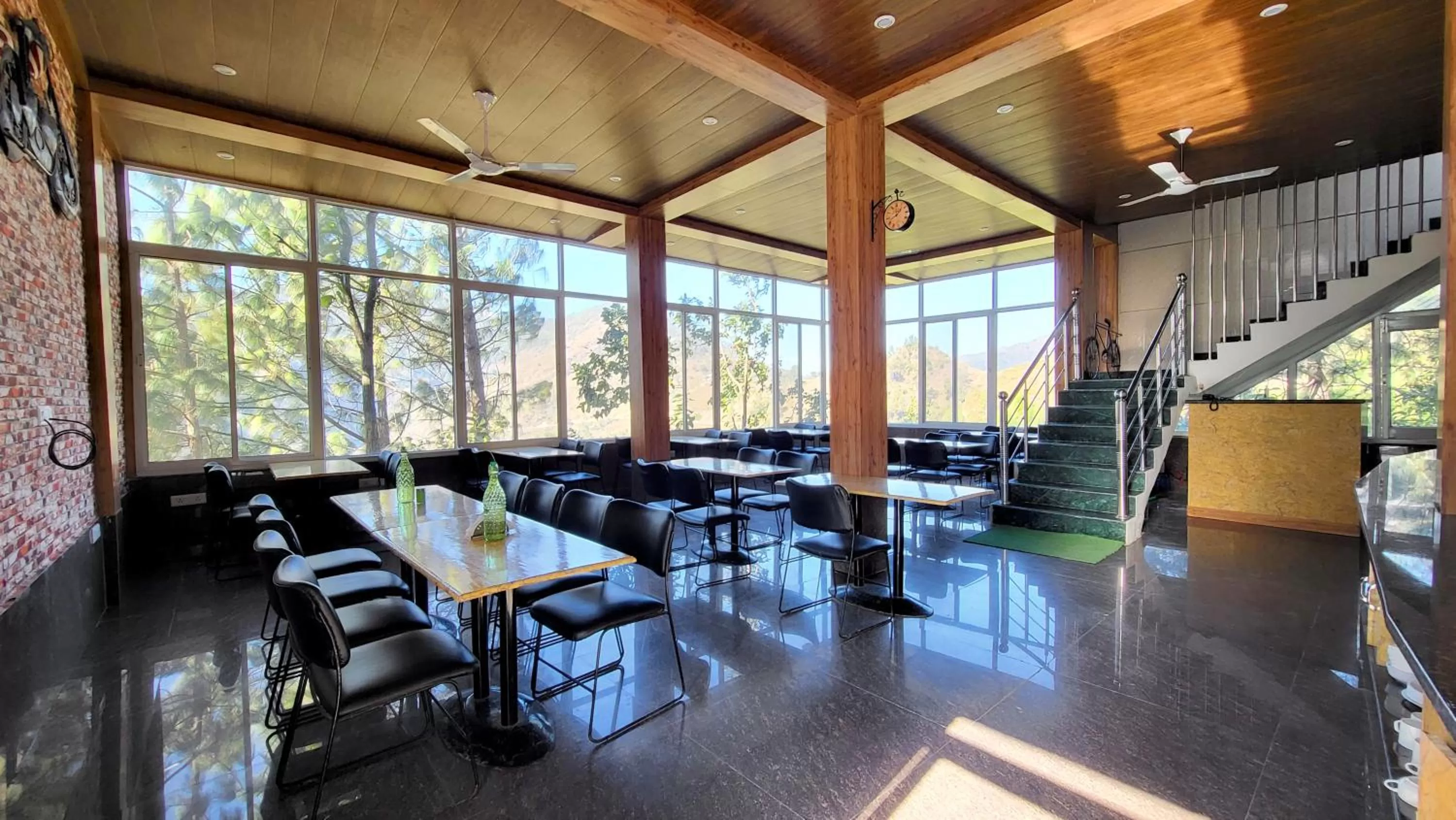 Restaurant/places to eat in Blue Pine Orchards