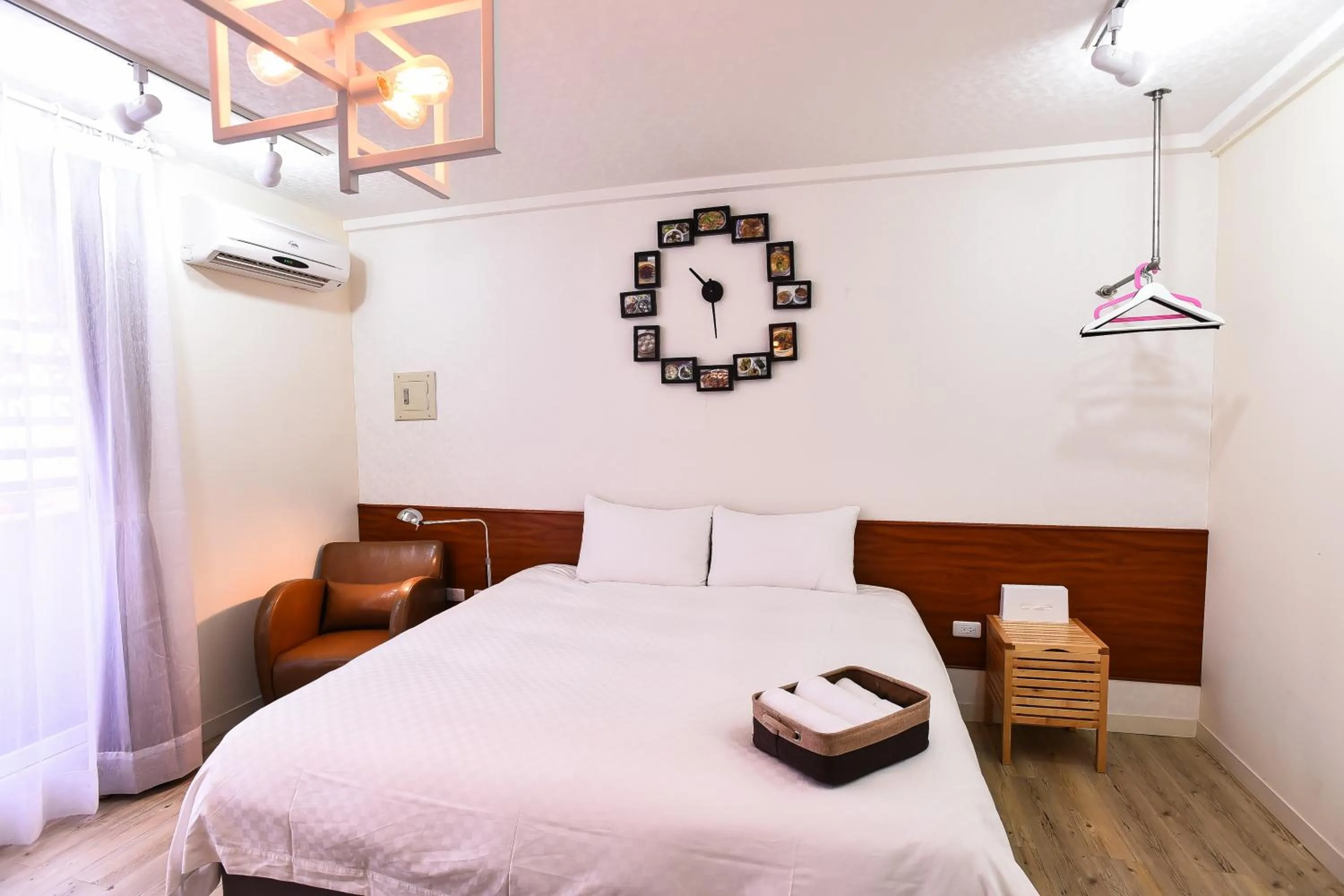 Bed in Rainbow Island