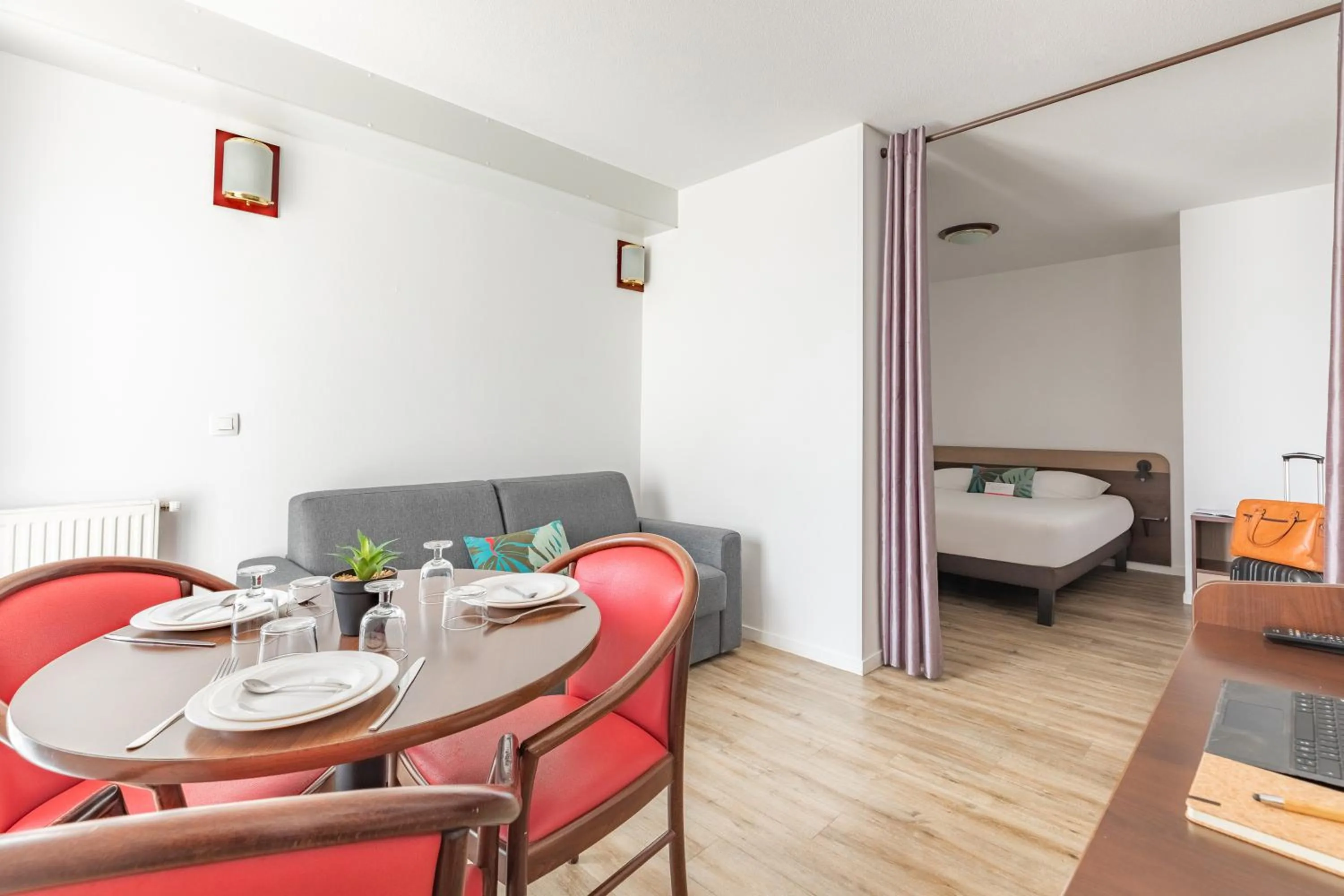 Bed in Appart'City Classic Chalon sur Saone