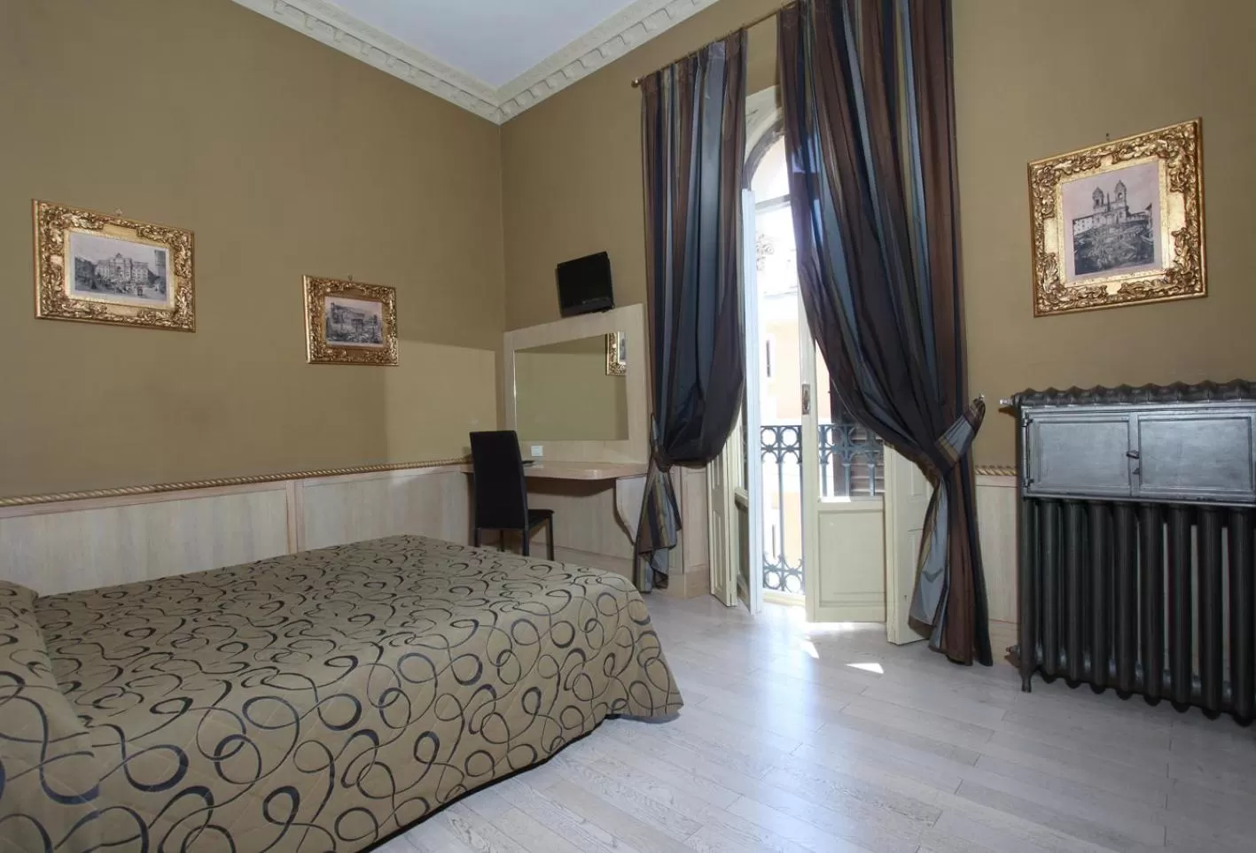 Bed in Hotel Nardizzi Americana