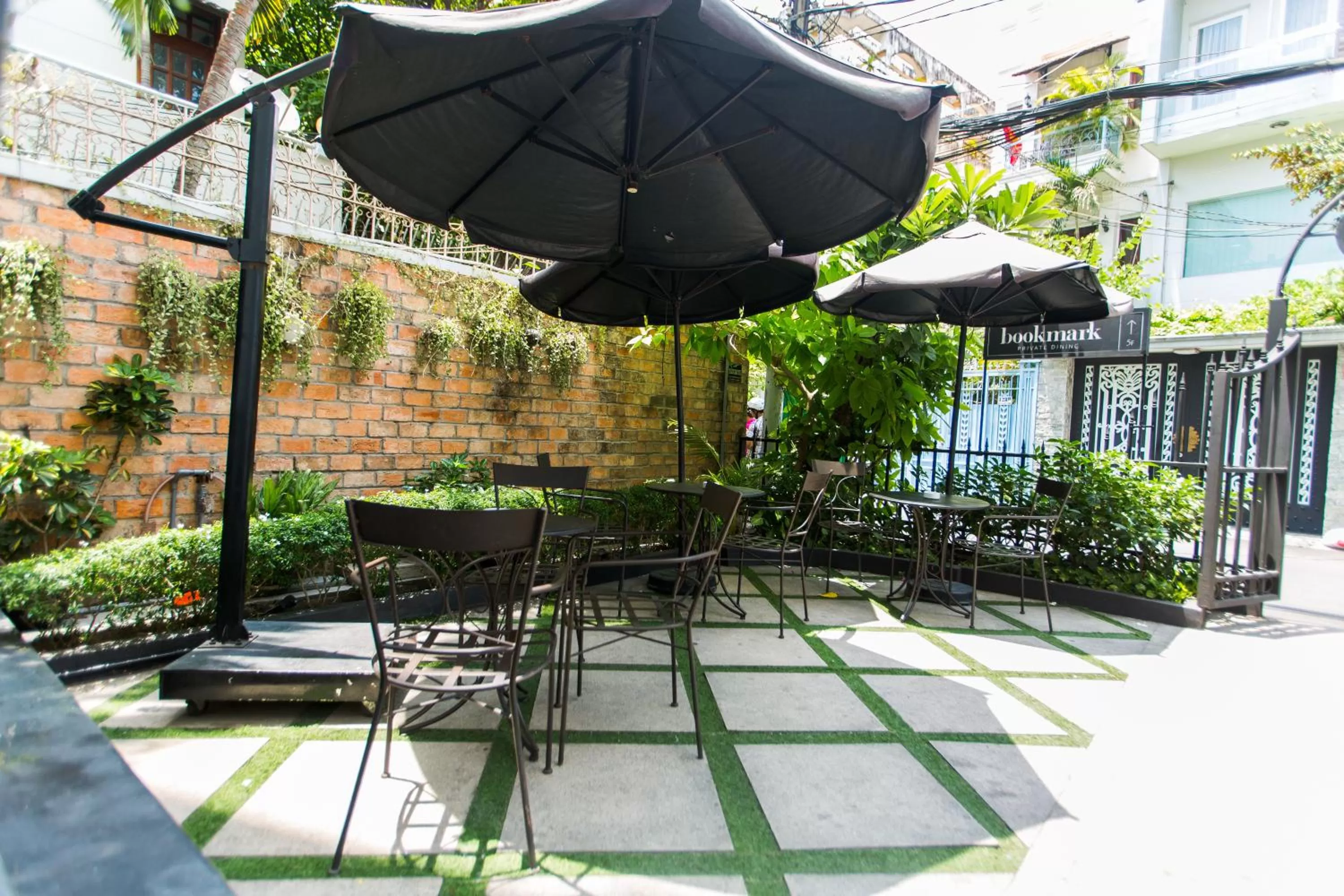 Balcony/Terrace in The Alcove Library Hotel