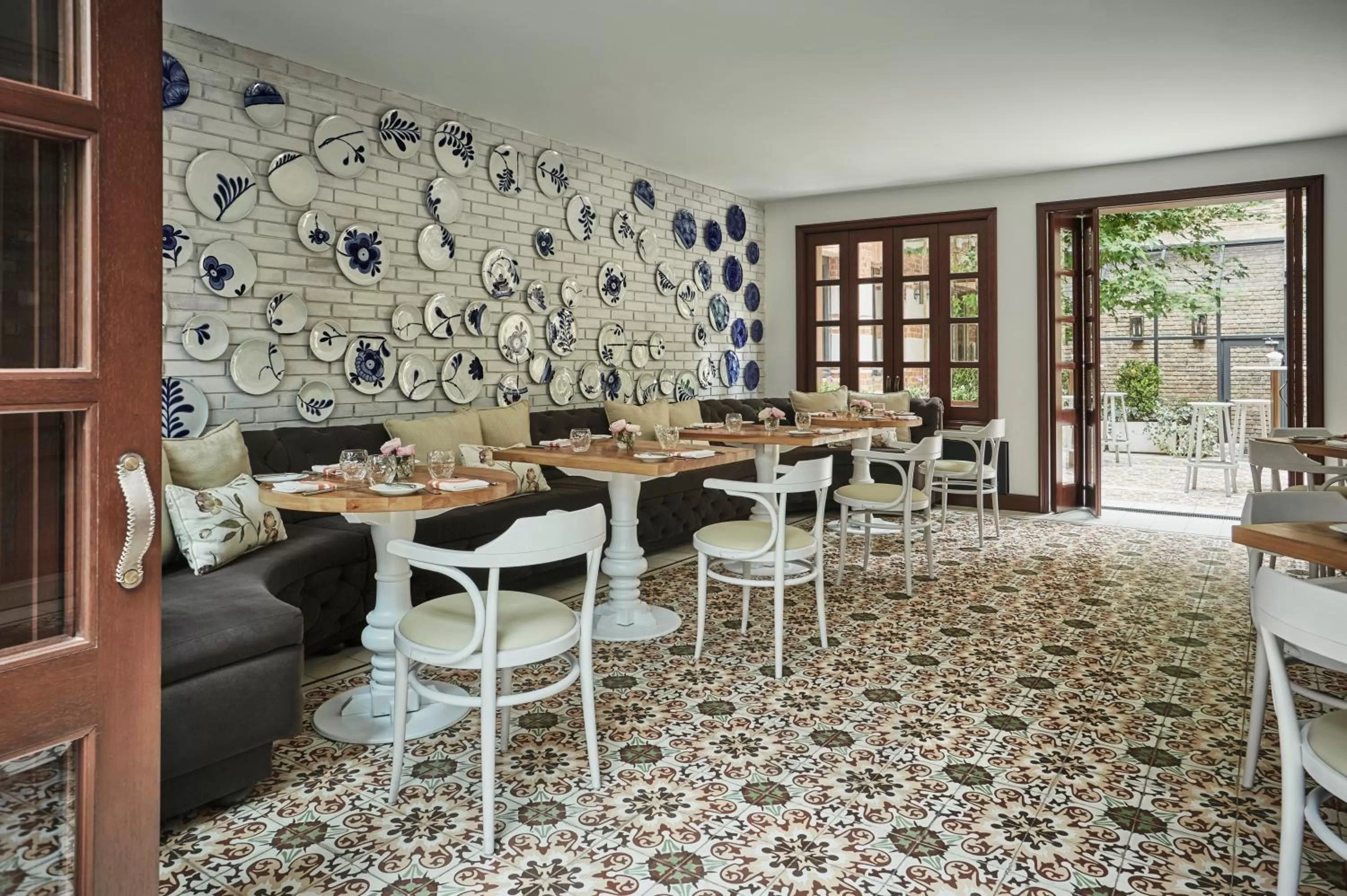 Restaurant/Places to Eat in Four Seasons Hotel Casa Medina Bogota