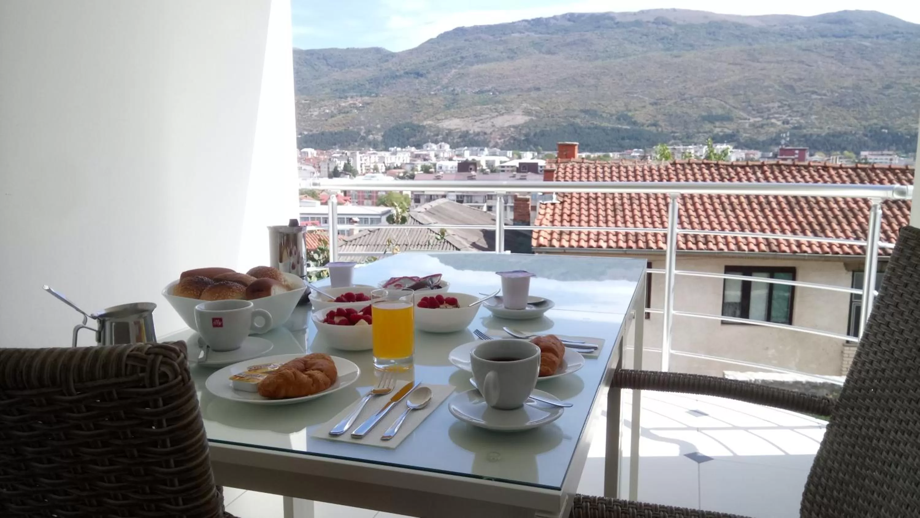 City view, Mountain View in Villa Bella